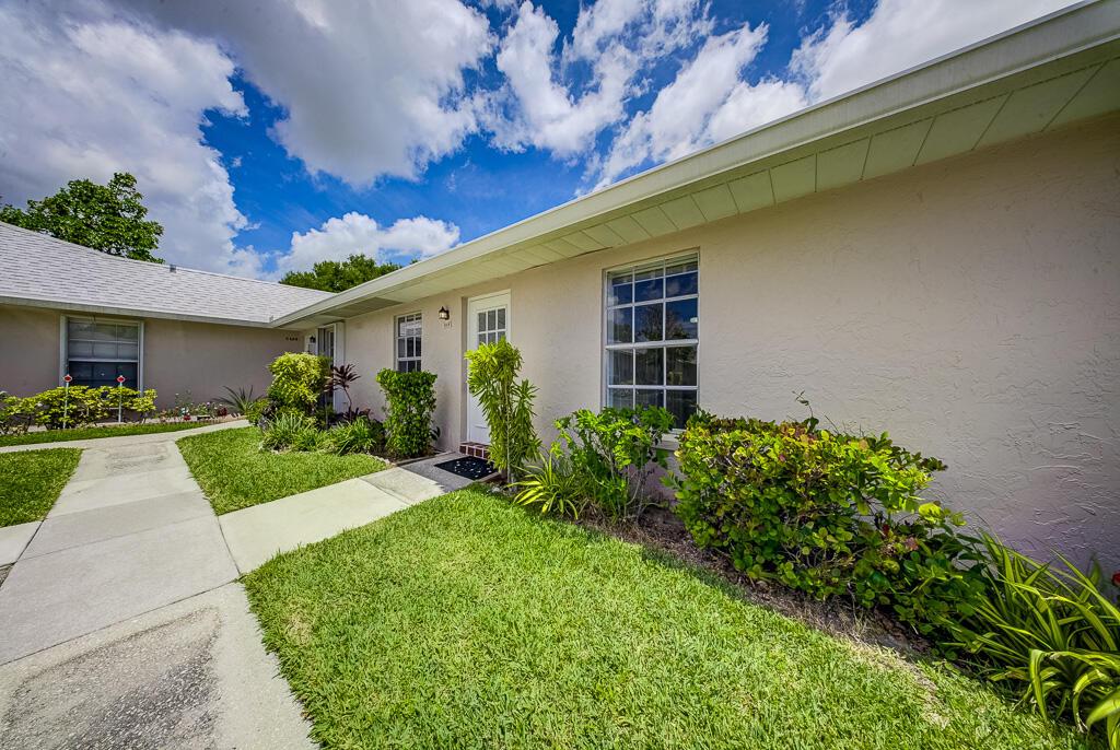 546 Covered Bridge Boulevard A, Lake Worth, FL 33467, Lake Worth - Photo 5