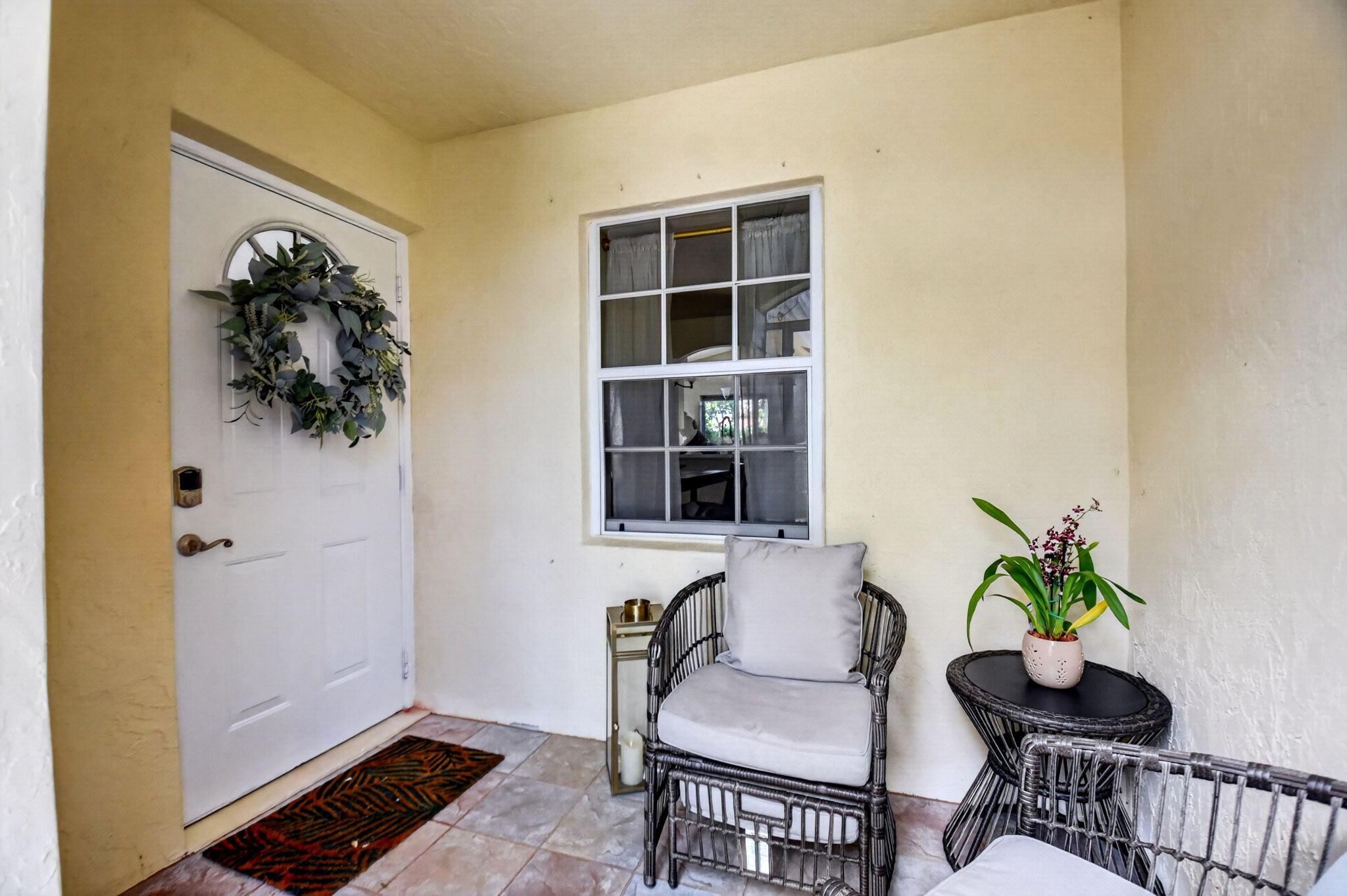 7285 Burgess Drive, Lake Worth, FL 33467, Lake Worth - Photo 5