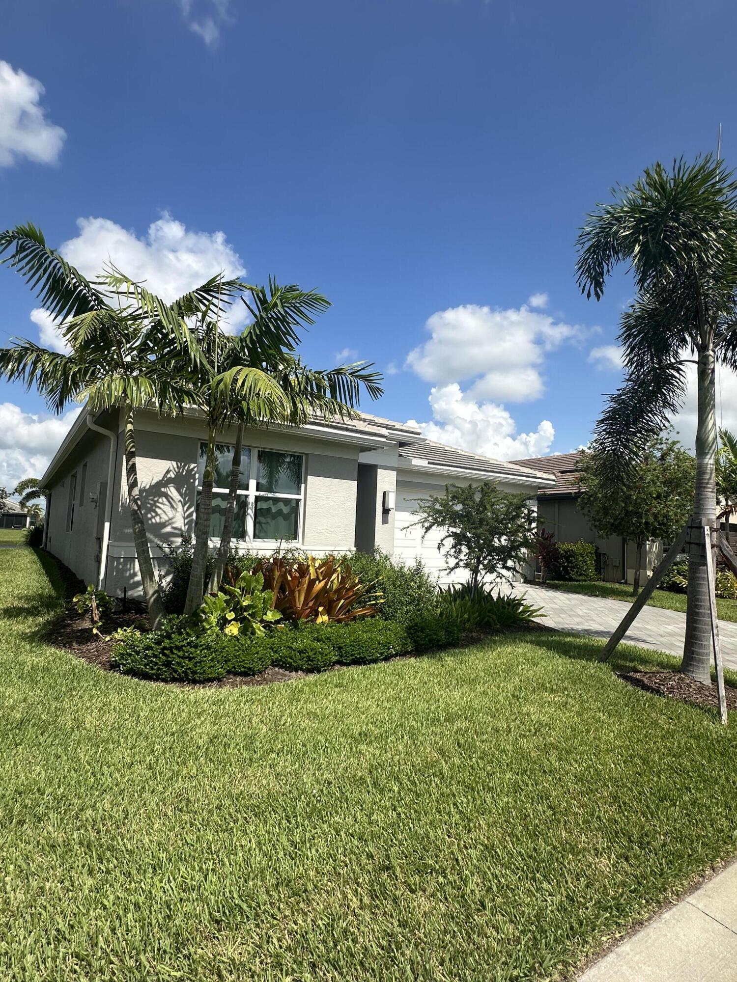 11664 SW River Crossing Place, Port St. Lucie, FL 34987, Port St. Lucie - Photo 3