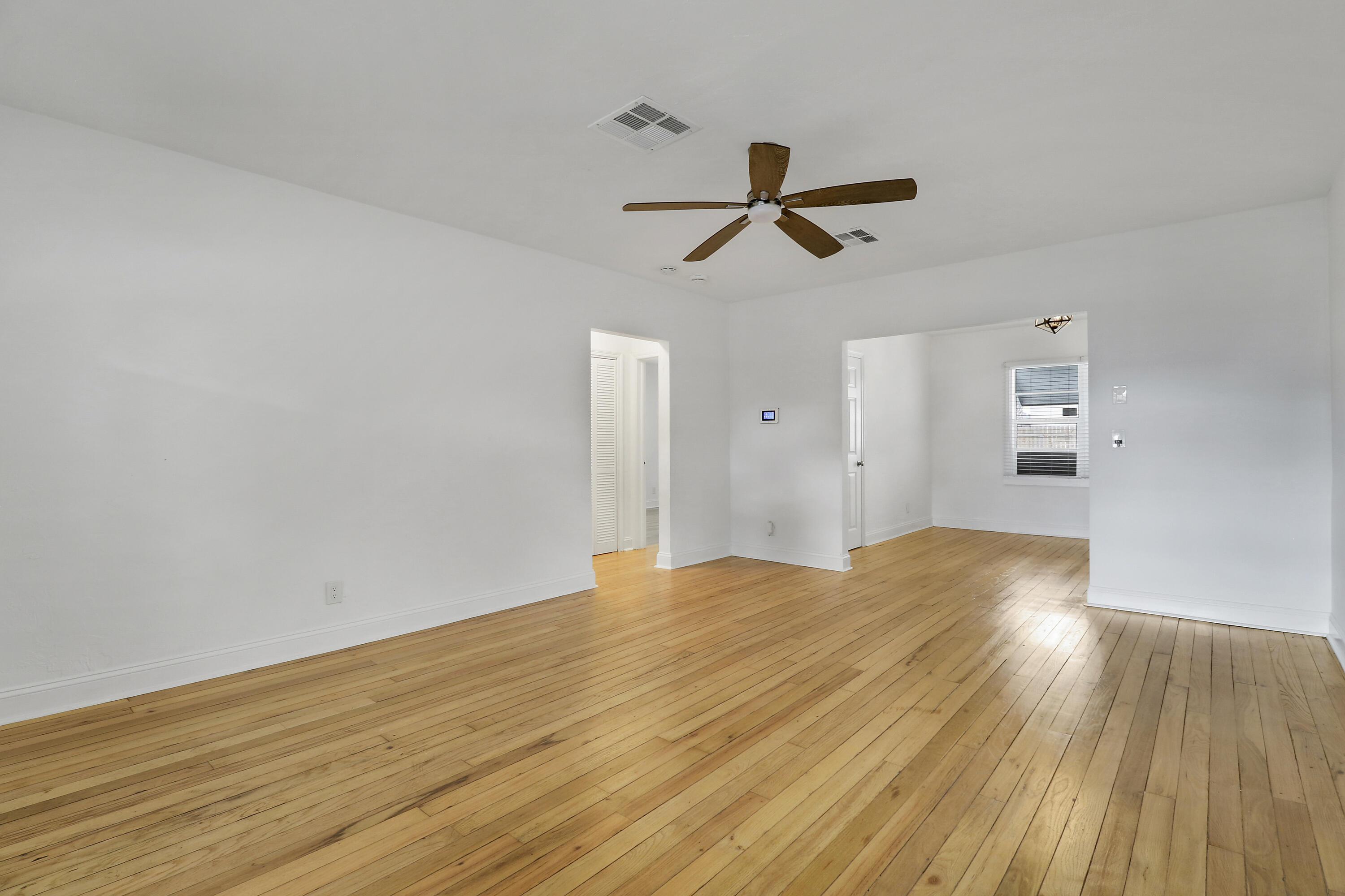 917 N OCEAN BREEZE, Lake Worth Beach, FL 33460, Lake Worth Beach - Photo 3