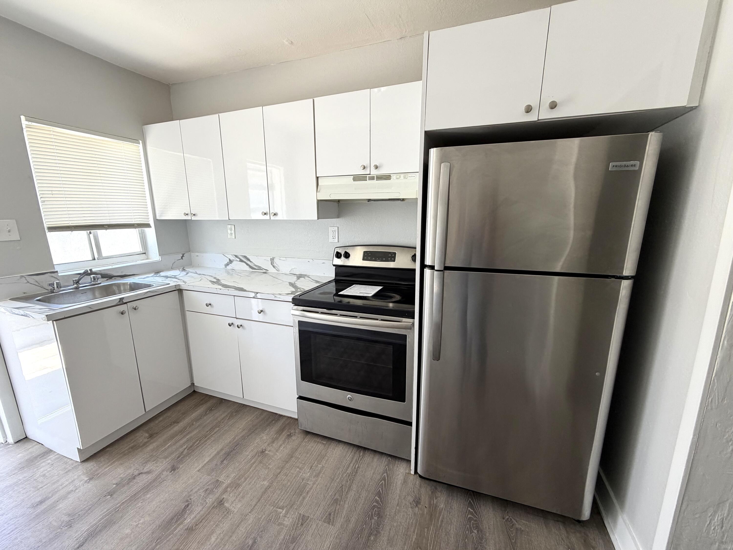 614 NE 3rd Street 8, Hallandale Beach, FL 33009, Hallandale Beach - Photo 3