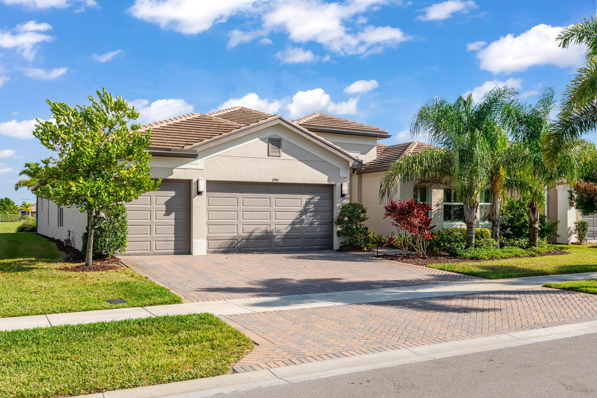 11965 SW SANDY BAY Circle, Port St. Lucie, FL 34987, Port St. Lucie - Photo 2