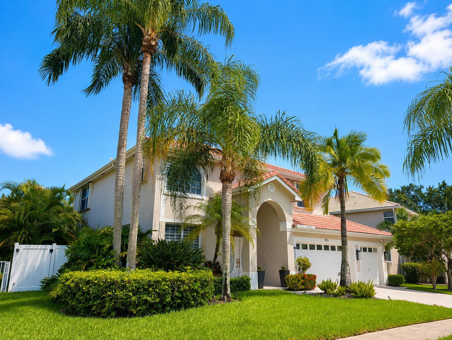 855 SW 174th Terrace, Pembroke Pines, FL 33029, Pembroke Pines - Photo 2