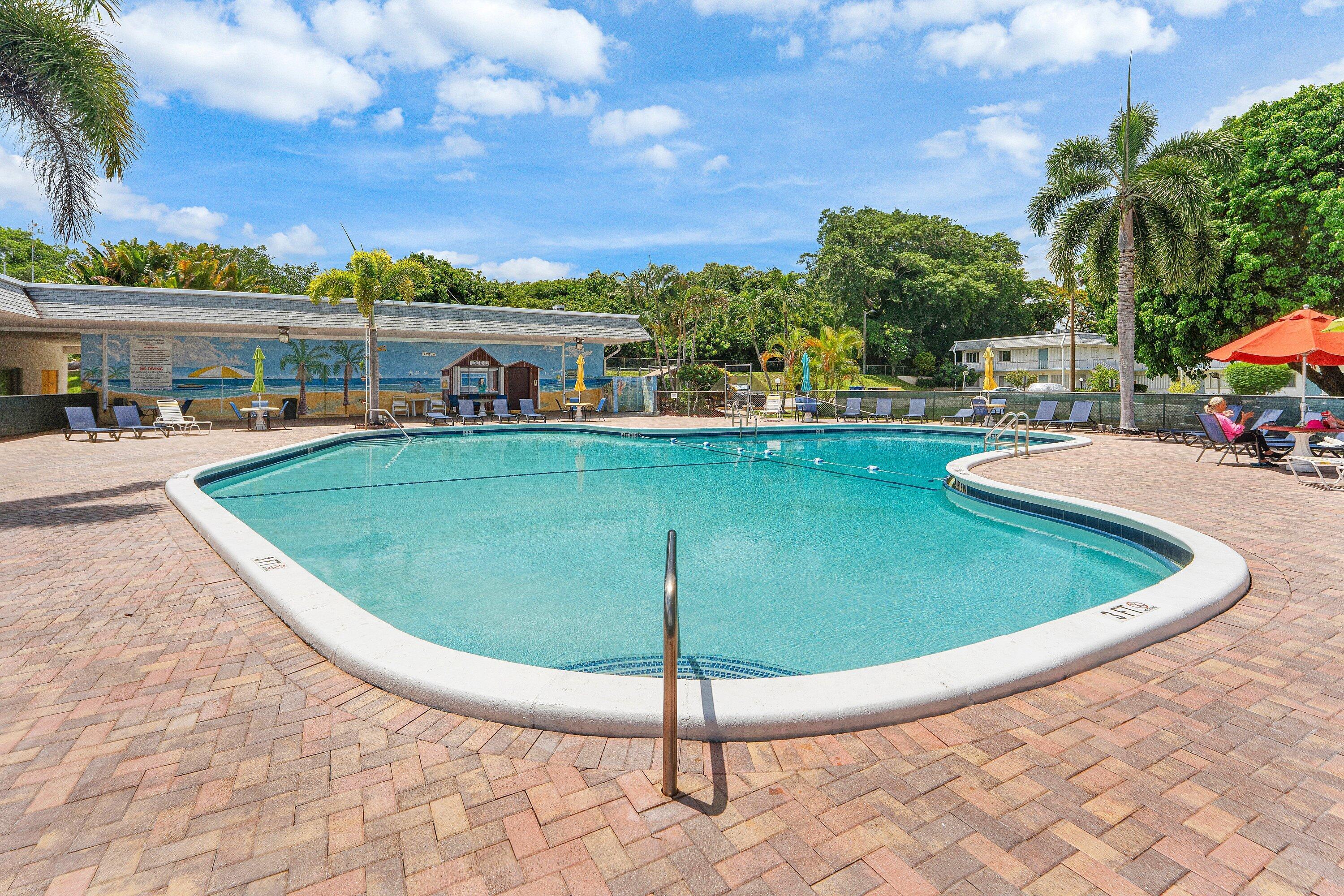 3160 LAKE OSBORNE Drive Bldg 6 Unit 206, Lake Worth Beach, FL 33461, Lake Worth Beach - Photo 3
