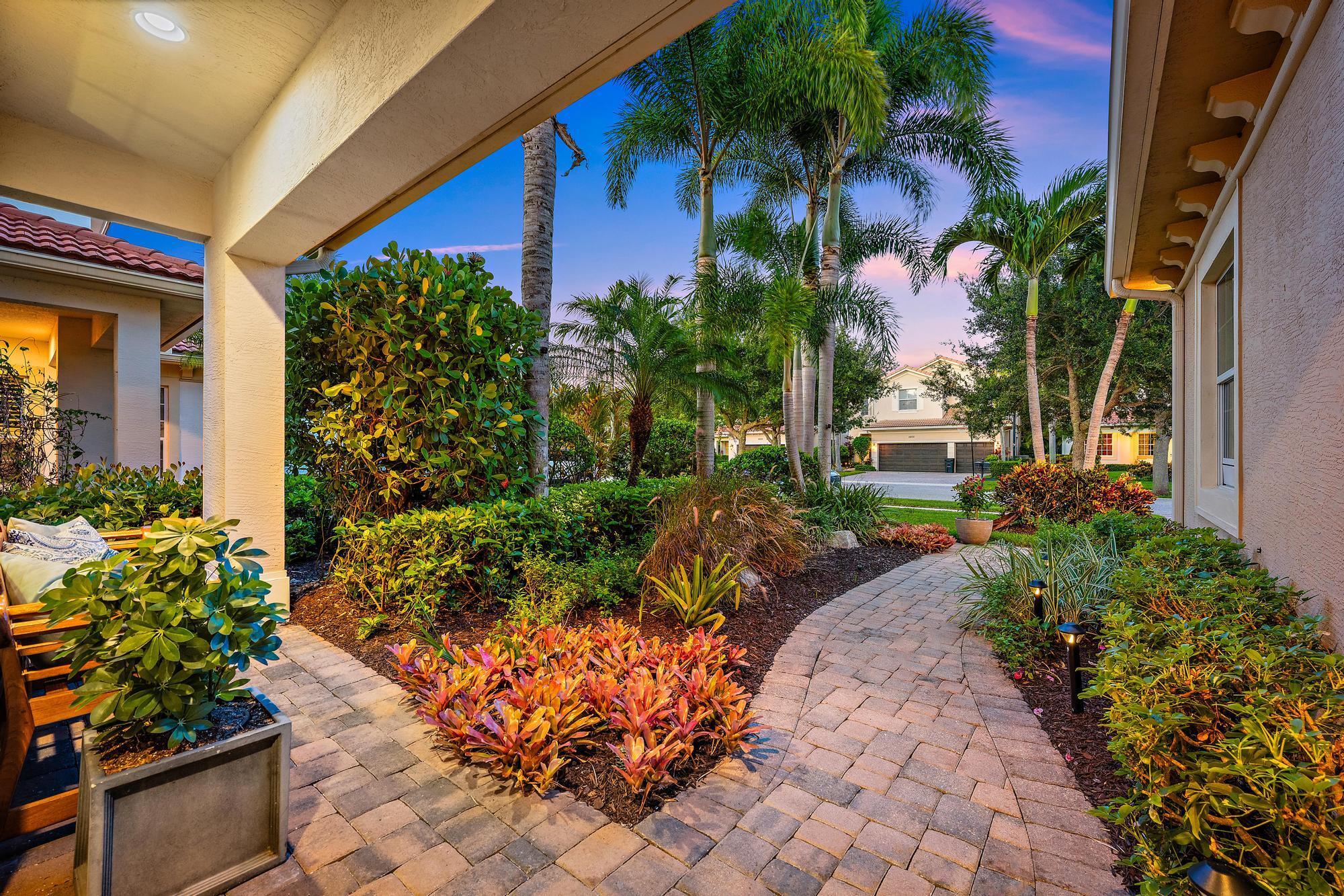 12132 Aviles Circle, Palm Beach Gardens, FL 33418, Palm Beach Gardens - Photo 4