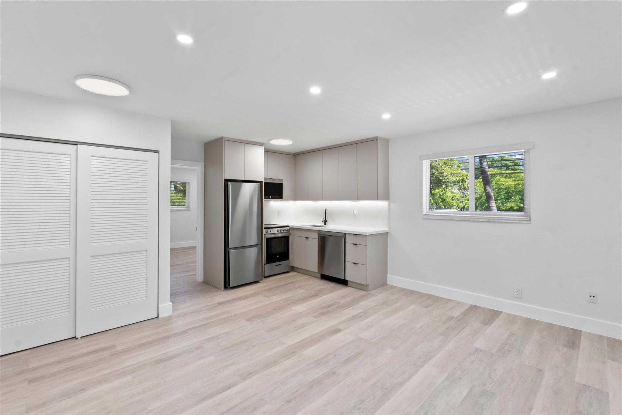 1101 NE 18th Avenue 1, Fort Lauderdale, FL 33304, Fort Lauderdale - Photo 4