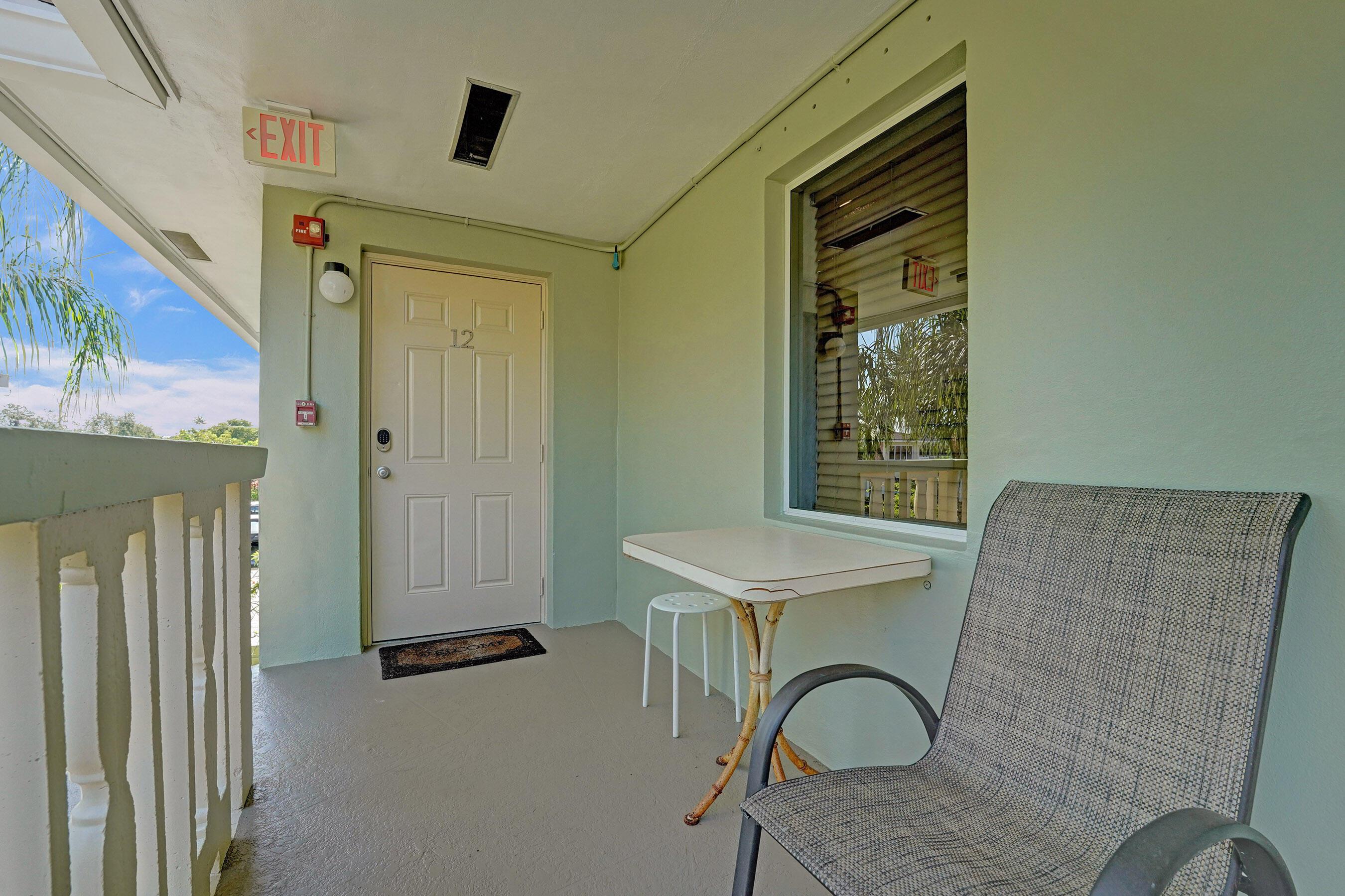 1423 HOLLY HEIGHTS Drive 12, Fort Lauderdale, FL 33304, Fort Lauderdale