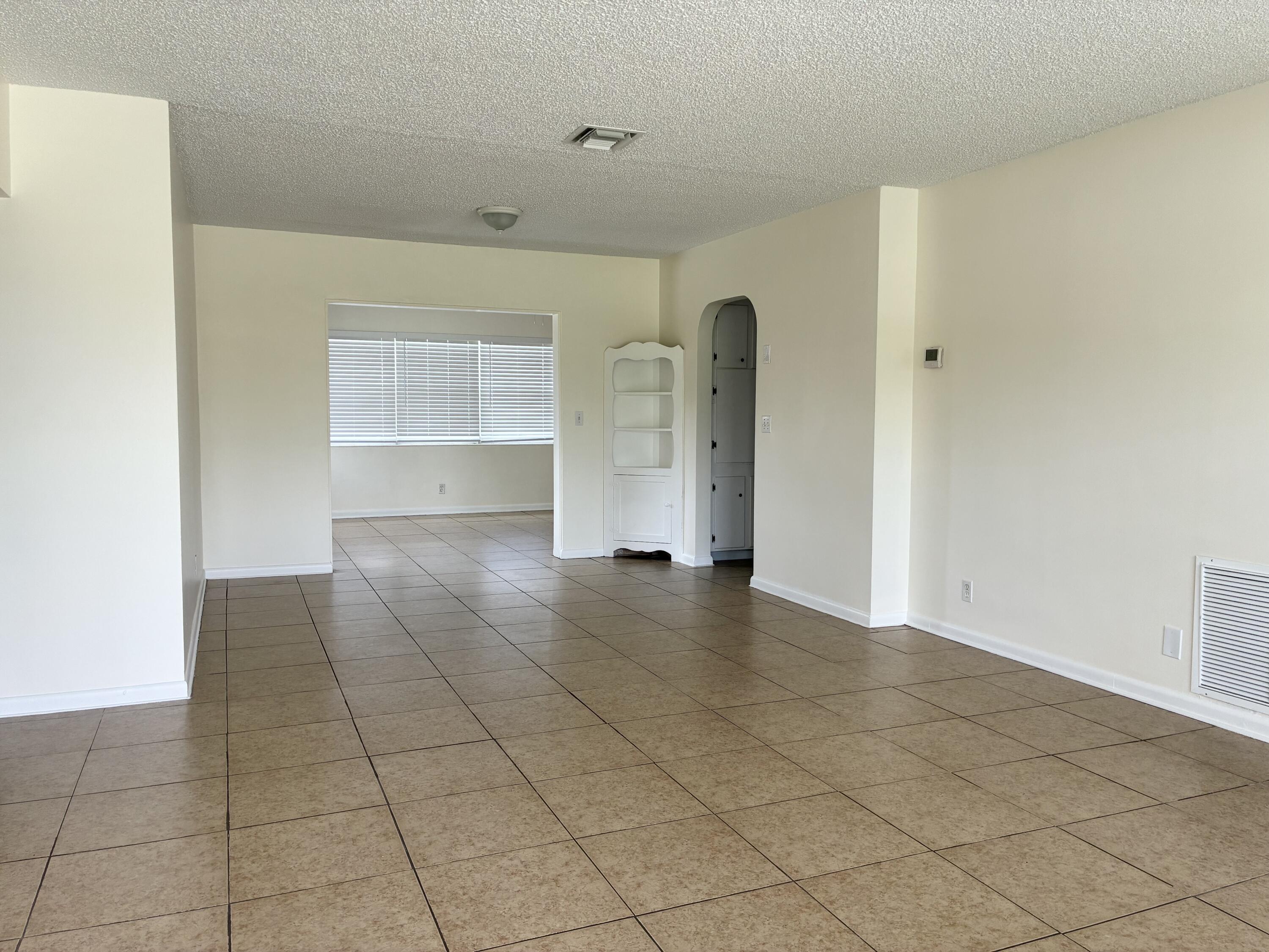 1142 GARNETT Street, Lantana, FL 33462, Lantana - Photo 3