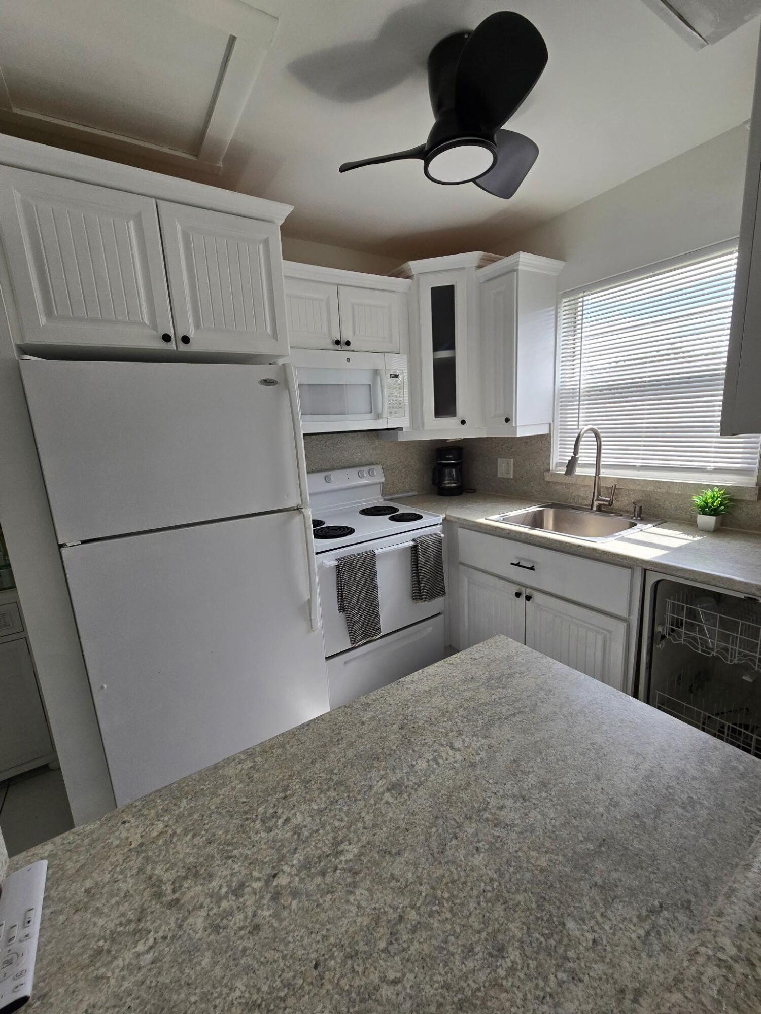 477 TILFORD V 477, Deerfield Beach, FL 33442, Deerfield Beach - Photo 4