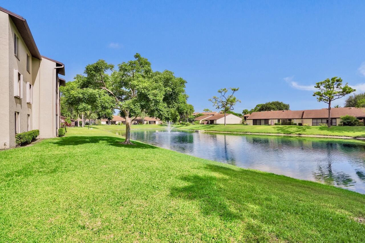 608 Sea Pine Way E2, Greenacres, FL 33415, Greenacres