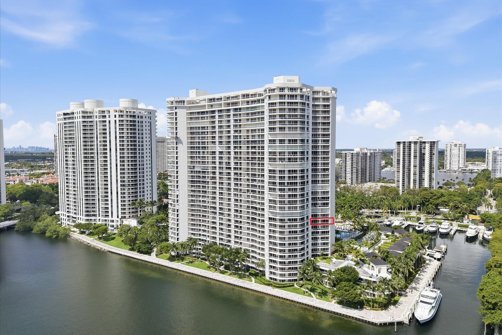 7000 W Island Boulevard 907, Aventura, FL 33160, Aventura