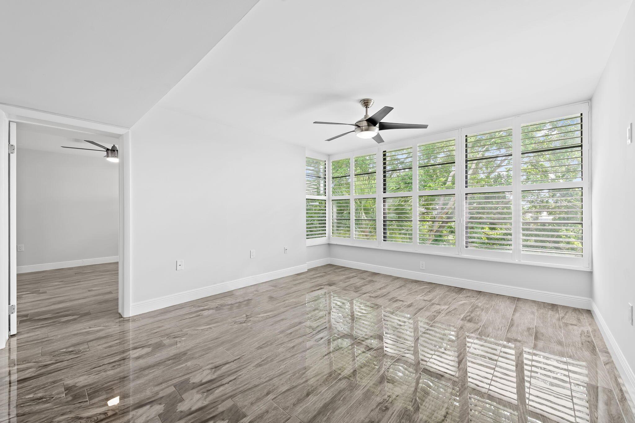 1502 Whitehall Drive 403, Davie, FL 33324, Davie - Photo 2