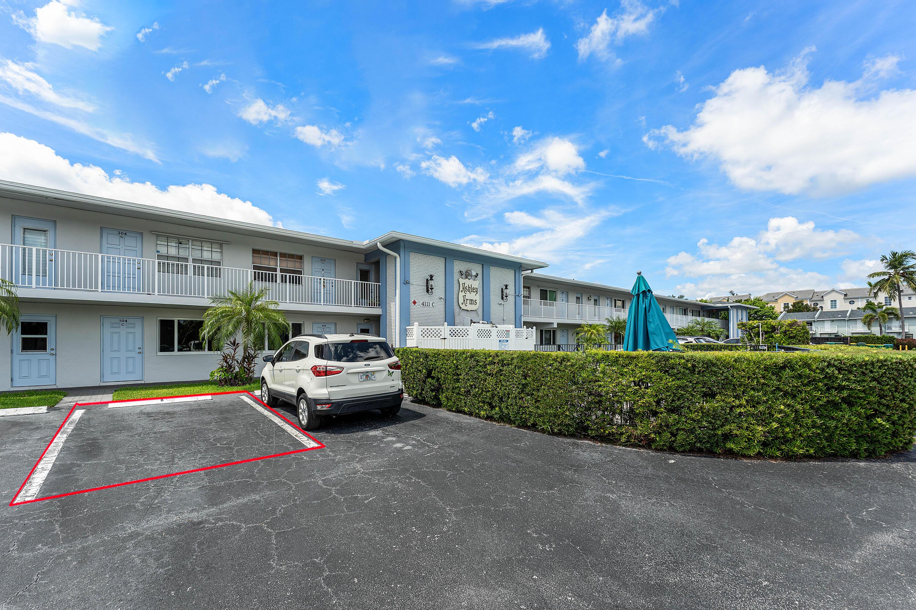 4111 NE 21st Way 204, Lighthouse Point, FL 33064, Lighthouse Point - Photo 2