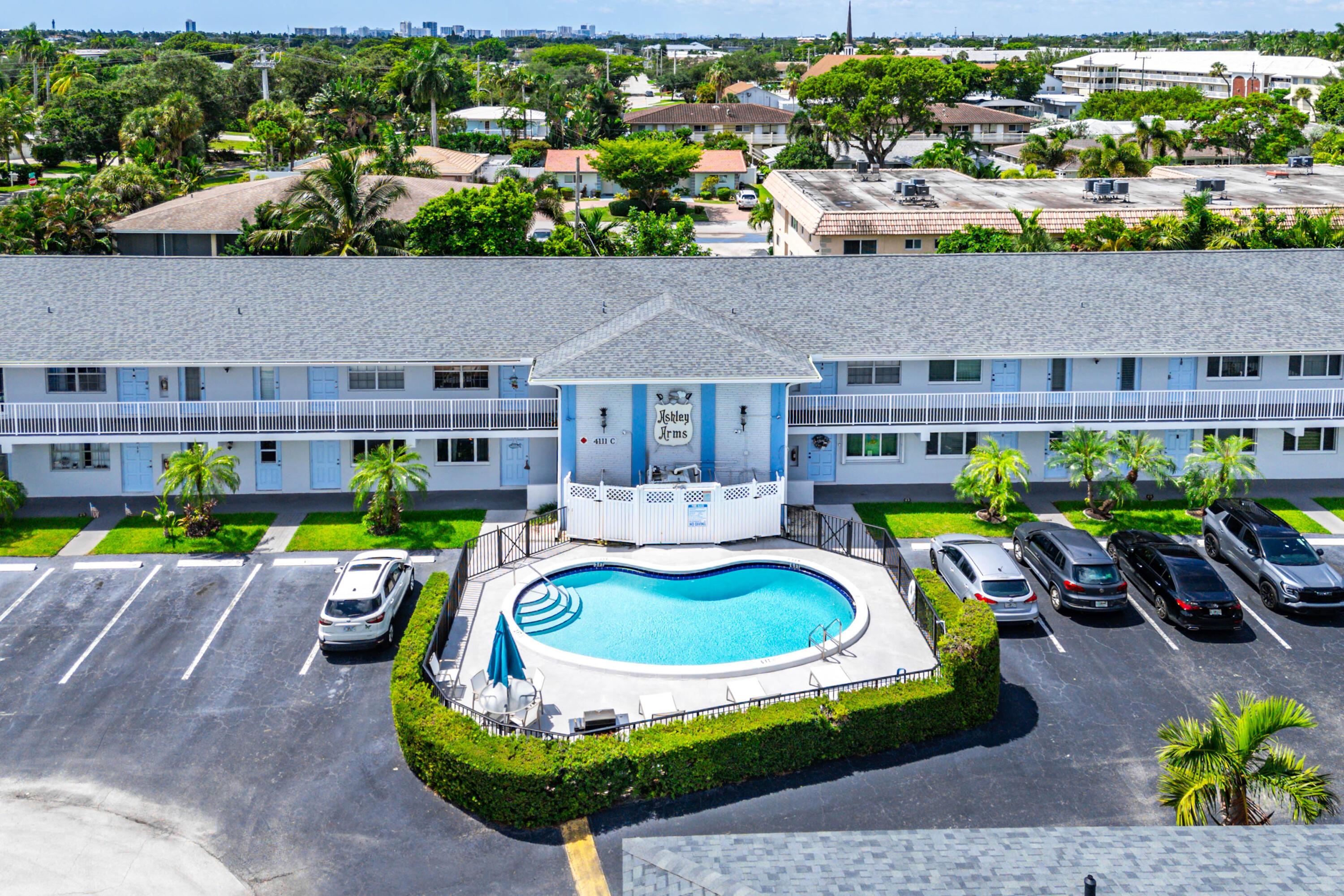 4111 NE 21st Way 204, Lighthouse Point, FL 33064, Lighthouse Point
