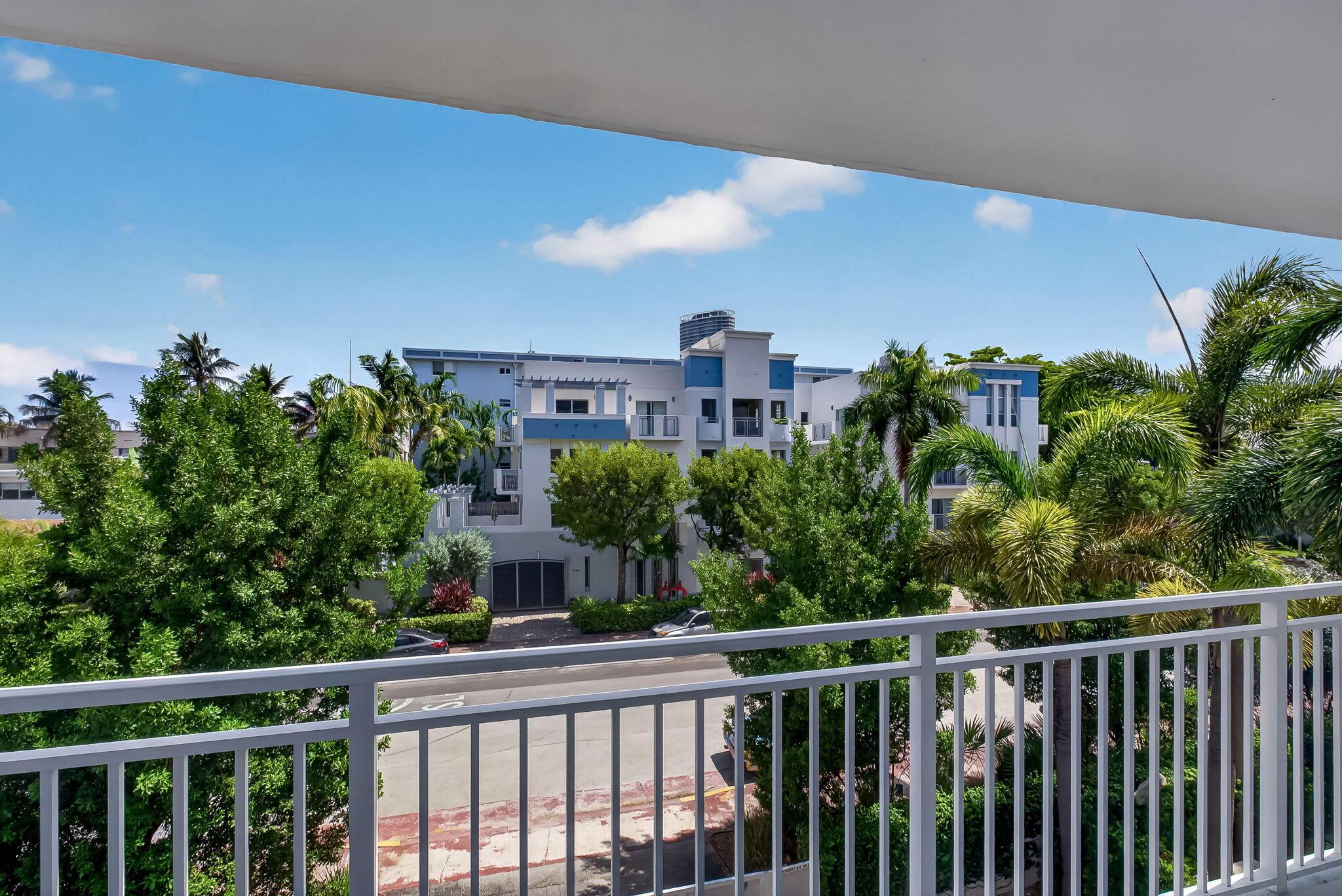 1045 10TH Street 301, Miami Beach, FL 33139, Miami Beach - Photo 4