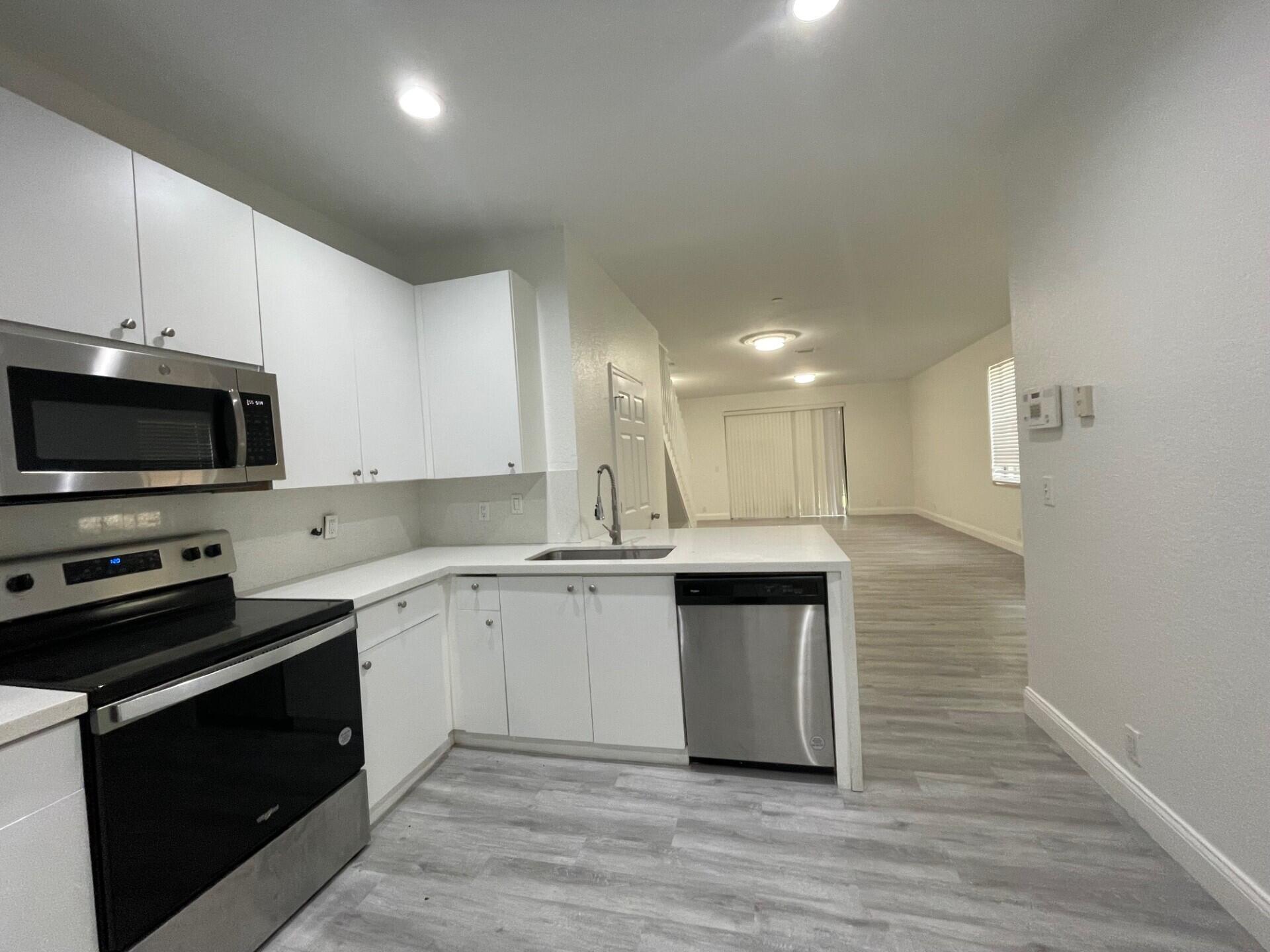 4329 VINEYARD Circle 4329, Weston, FL 33332, Weston - Photo 5