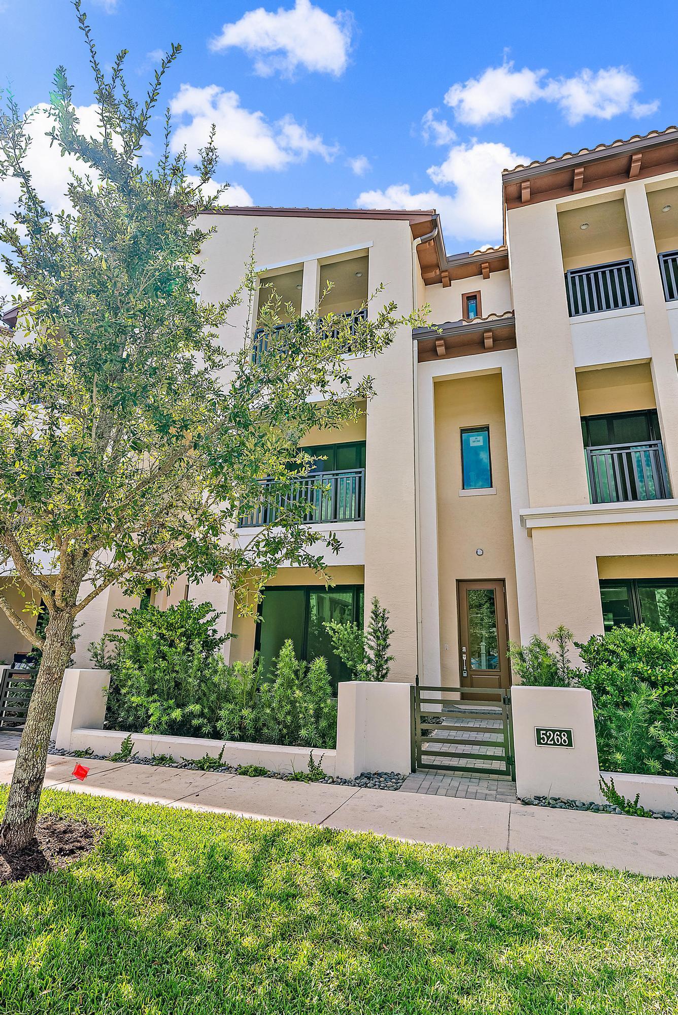 5268 Beckman Terrace, Palm Beach Gardens, FL 33418, Palm Beach Gardens - Photo 2