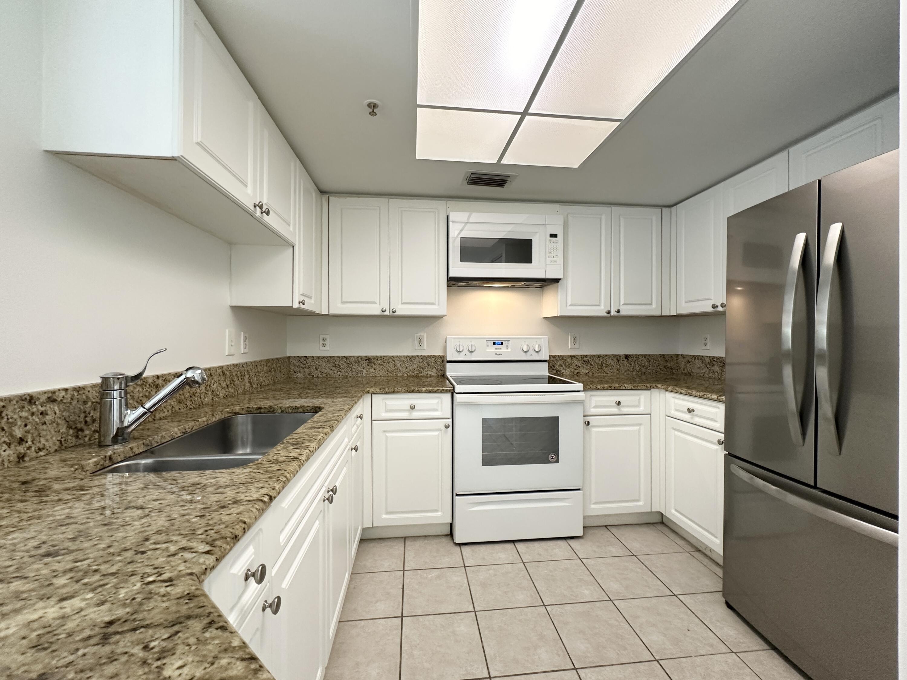 300 Crestwood Court N 302, Royal Palm Beach, FL 33411, Royal Palm Beach