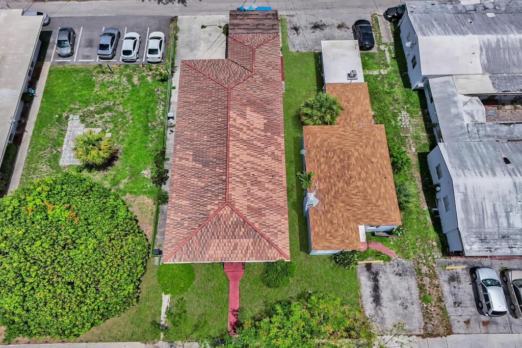 1913 Taylor Street, Hollywood, FL 33020, Hollywood - Photo 4