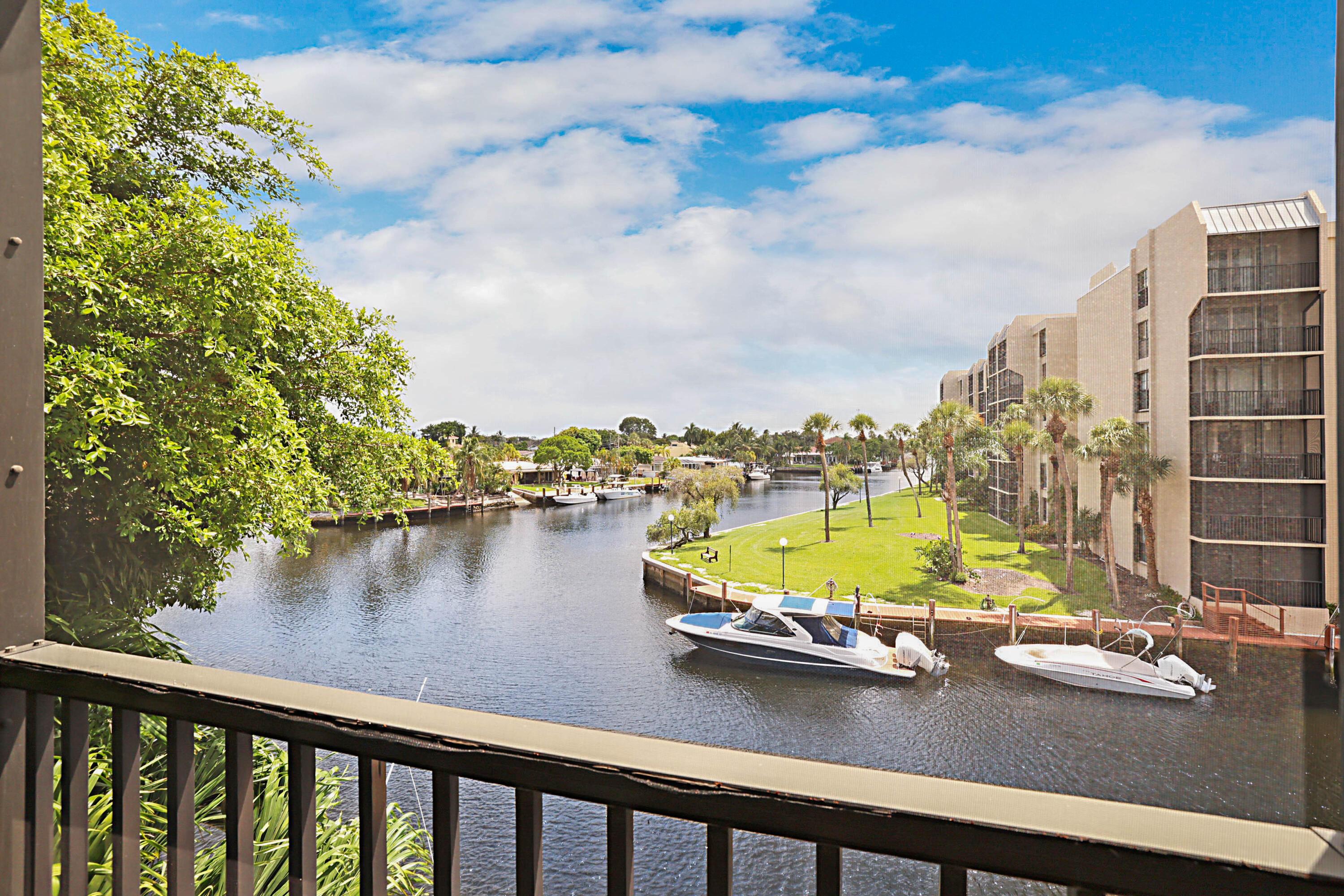8 Royal Palm Way 3010, Boca Raton, FL 33432, Boca Raton - Photo 2