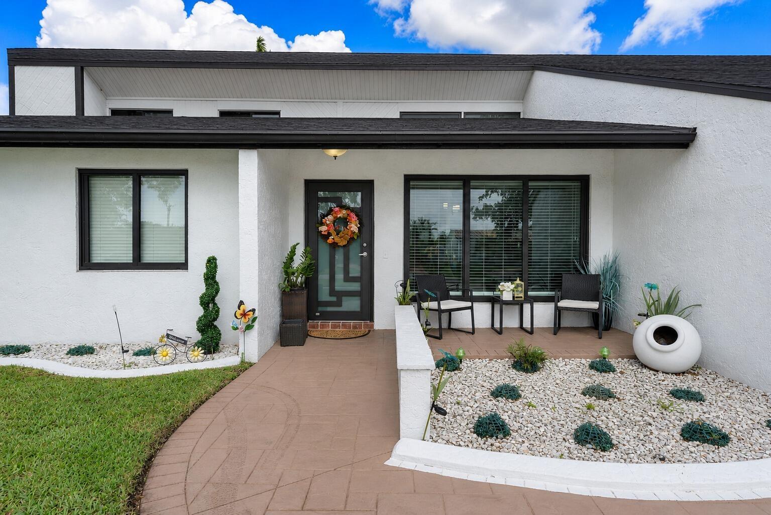 400 NW 98TH Avenue, Pembroke Pines, FL 33024, Pembroke Pines - Photo 3