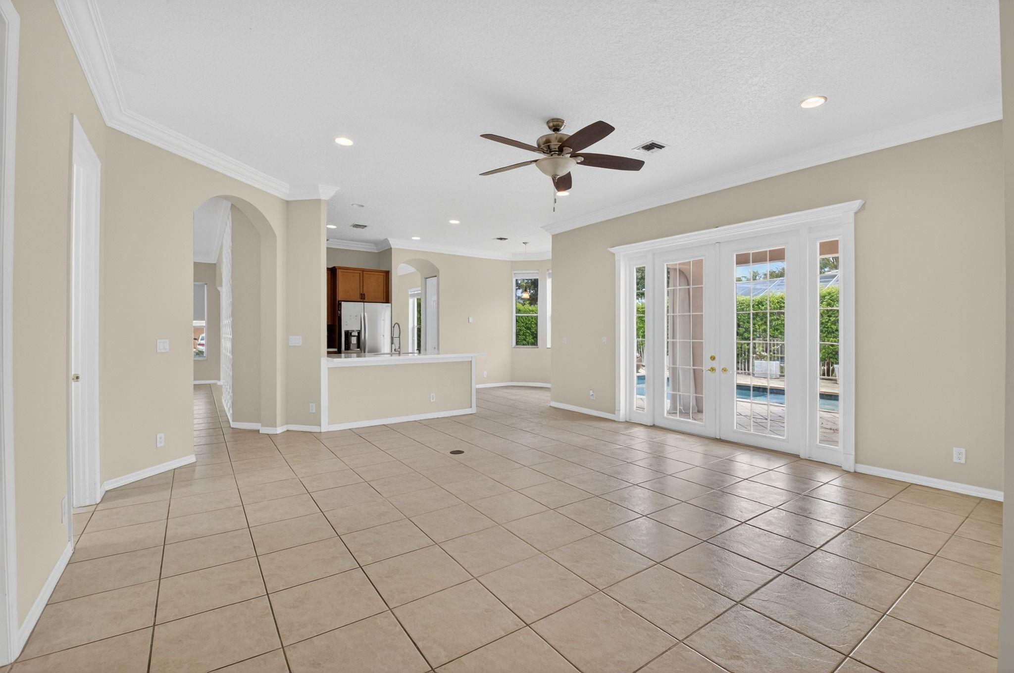 22194 Braddock Place, Boca Raton, FL 33428, Boca Raton - Photo 2