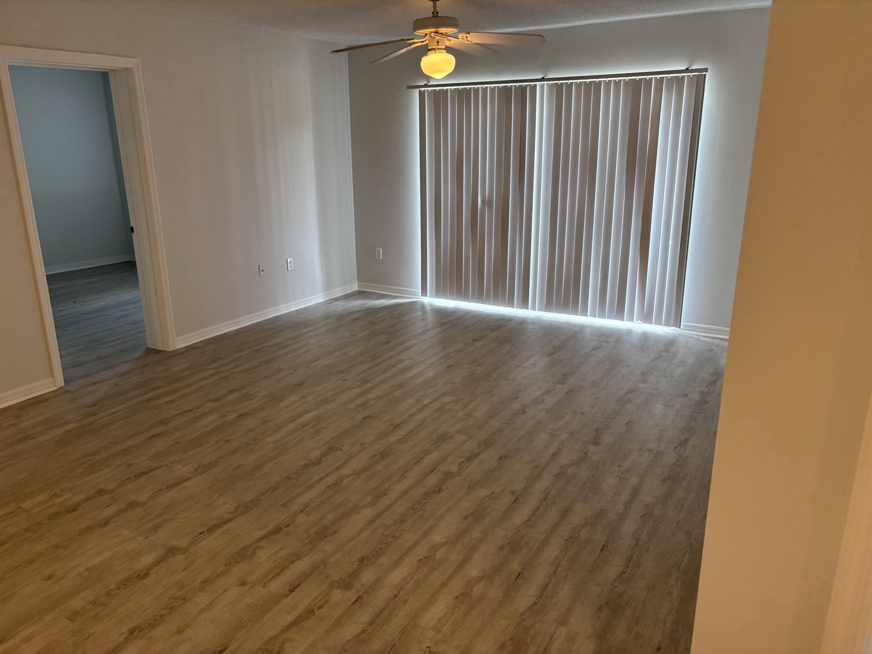 4163 N HAVERHILL Road 1215, West Palm Beach, FL 33417, West Palm Beach - Photo 2