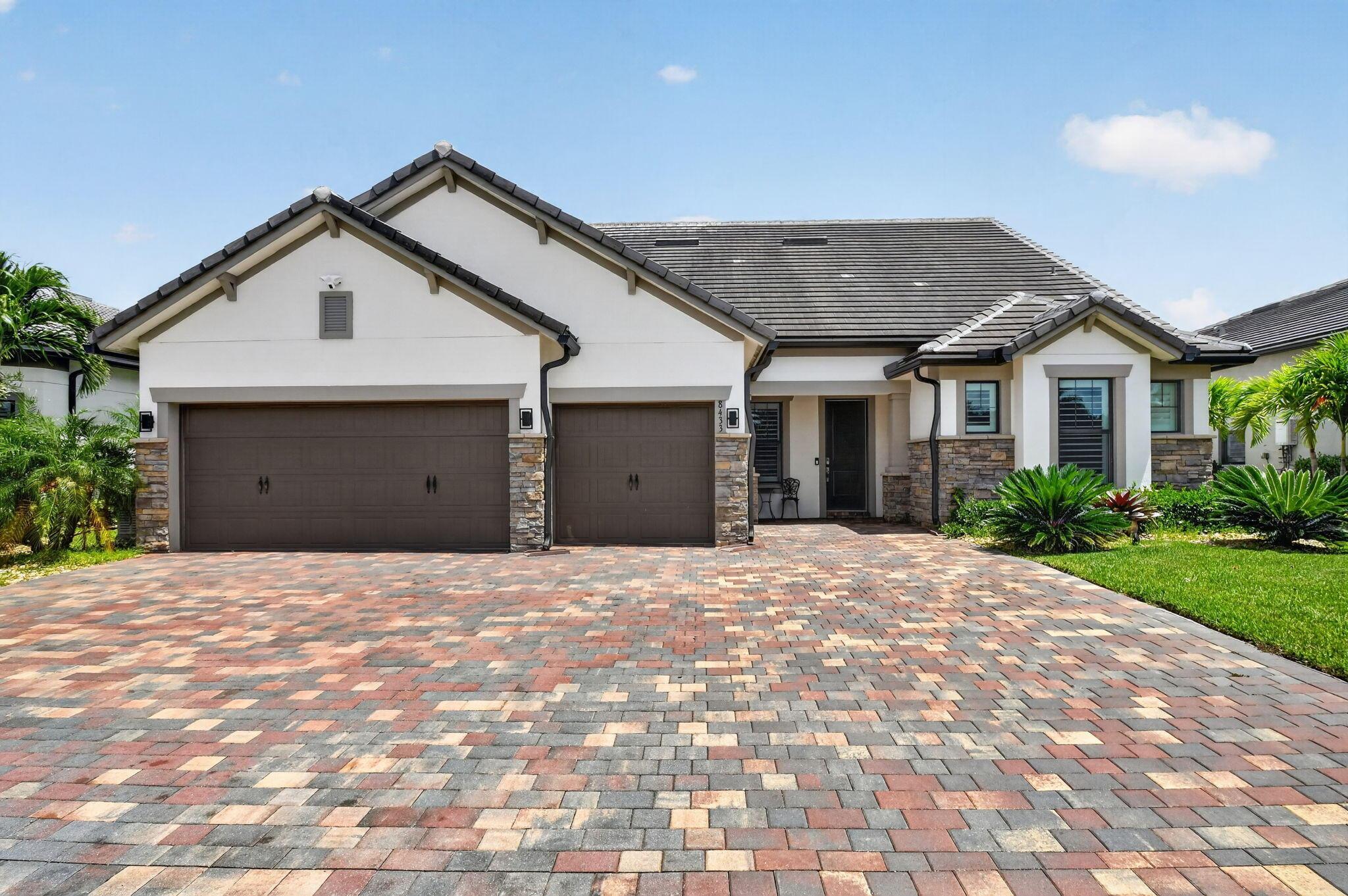8433 Vaulting Drive, Lake Worth, FL 33467, Lake Worth - Photo 3
