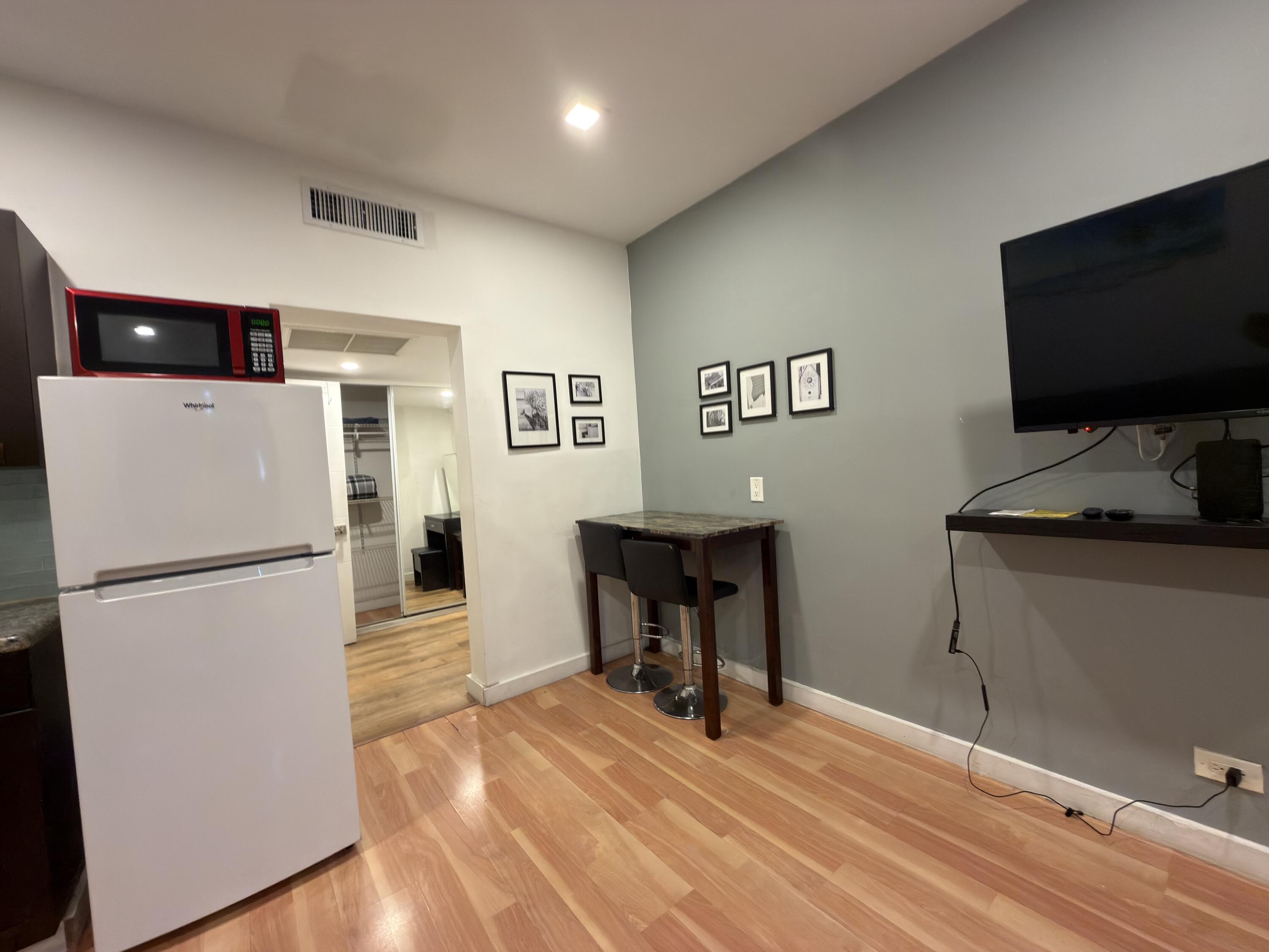 26 Diplomat Parkway 2223, Hallandale Beach, FL 33009, Hallandale Beach - Photo 4