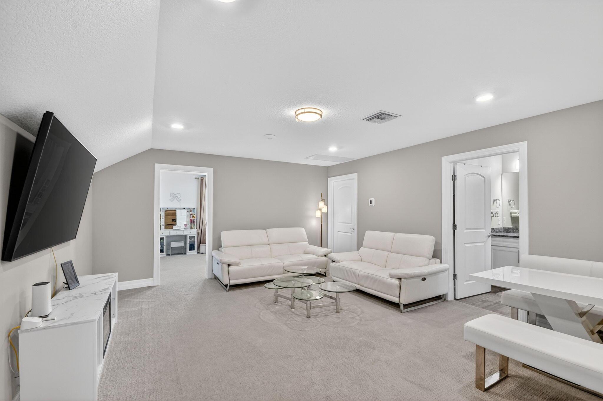 8433 Vaulting Drive, Lake Worth, FL 33467, Lake Worth - Photo 4