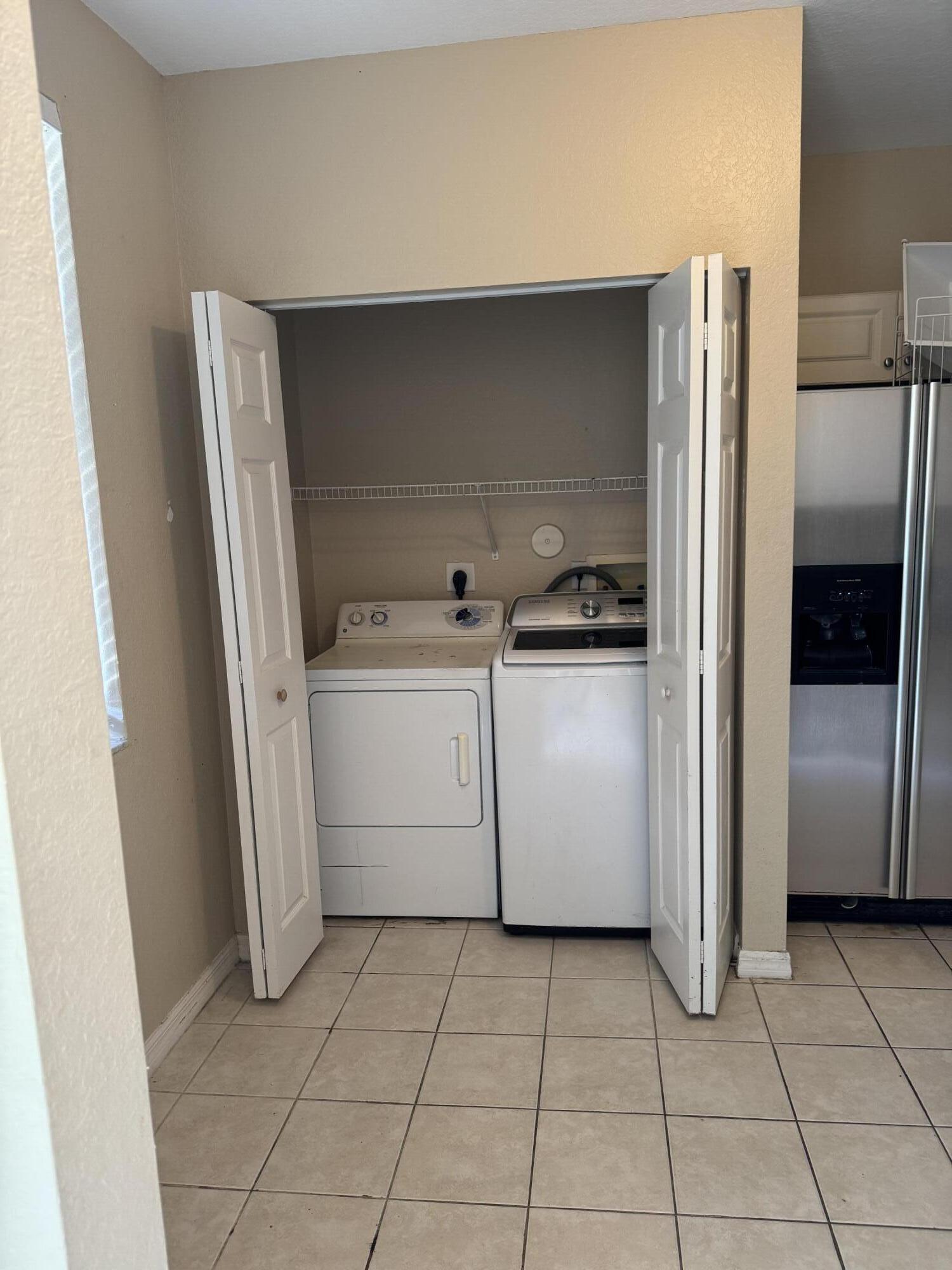 1992 ALAMANDA Way, Riviera Beach, FL 33404, Riviera Beach - Photo 4