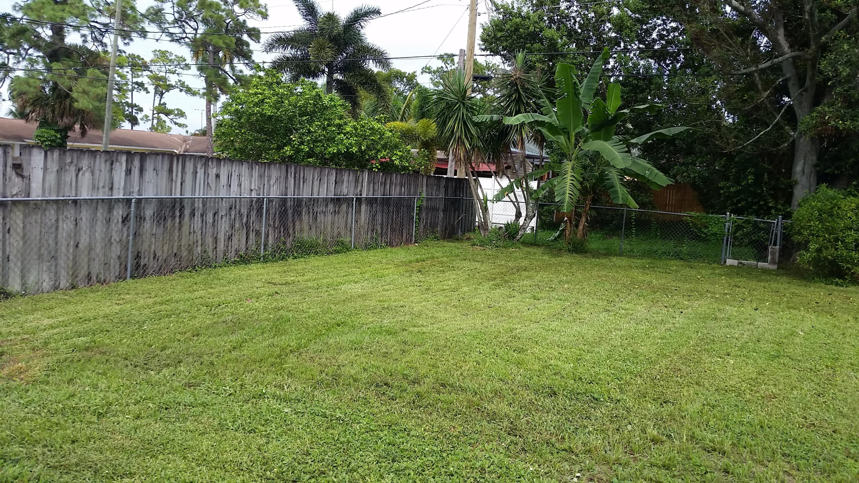 460 Fleming Avenue, Greenacres, FL 33463, Greenacres - Photo 2
