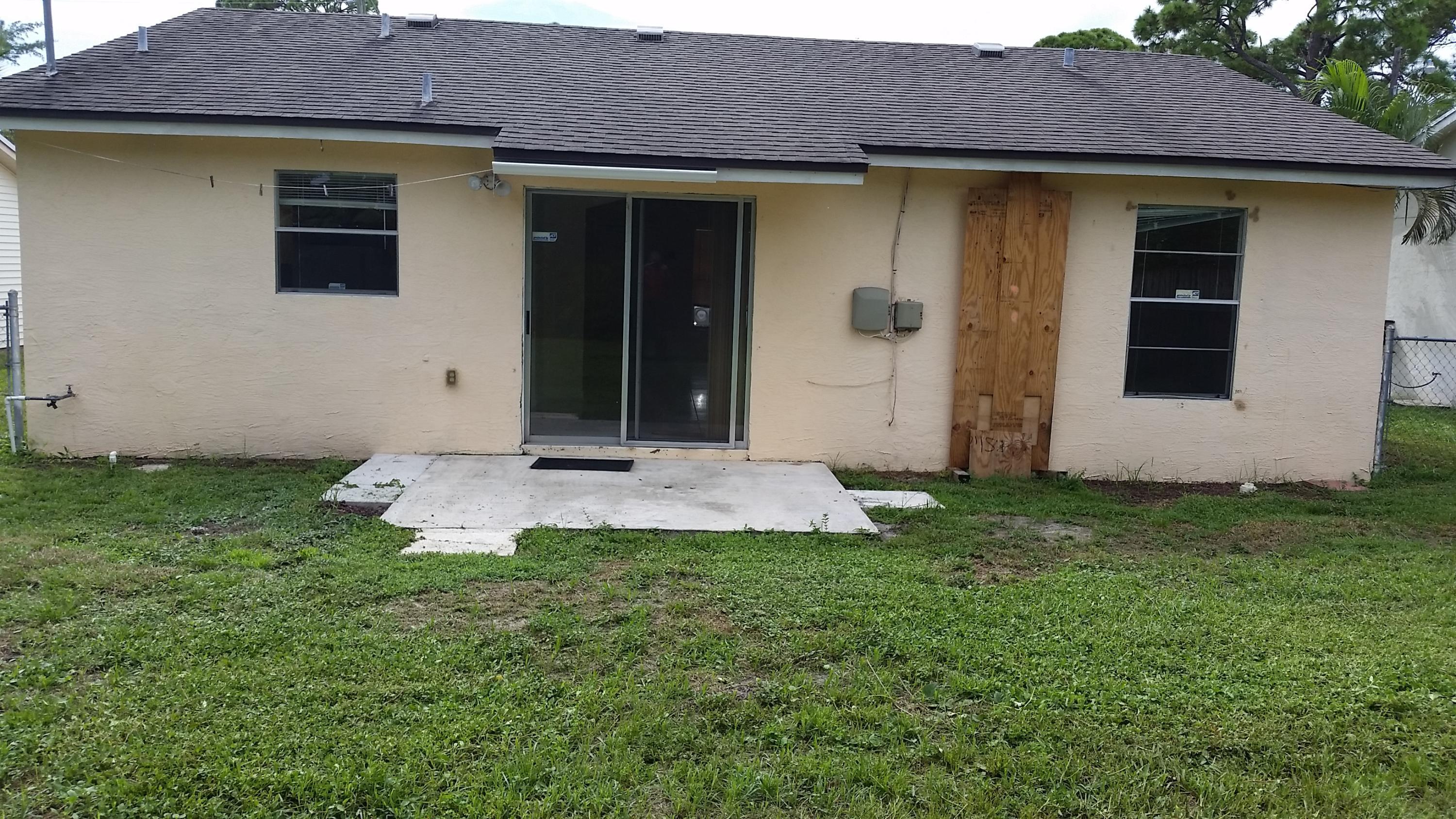 460 Fleming Avenue, Greenacres, FL 33463, Greenacres - Photo 5