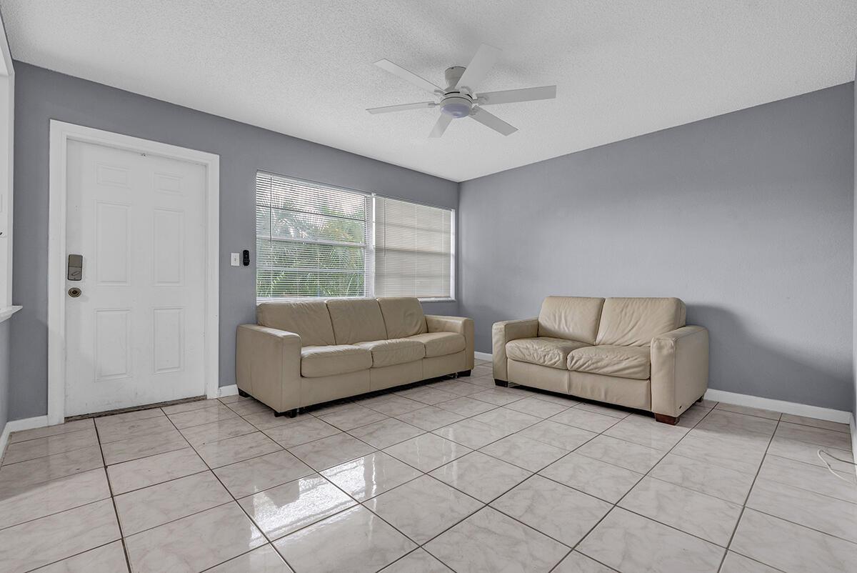 340 NW 19th Street 308, Boca Raton, FL 33432, Boca Raton - Photo 4