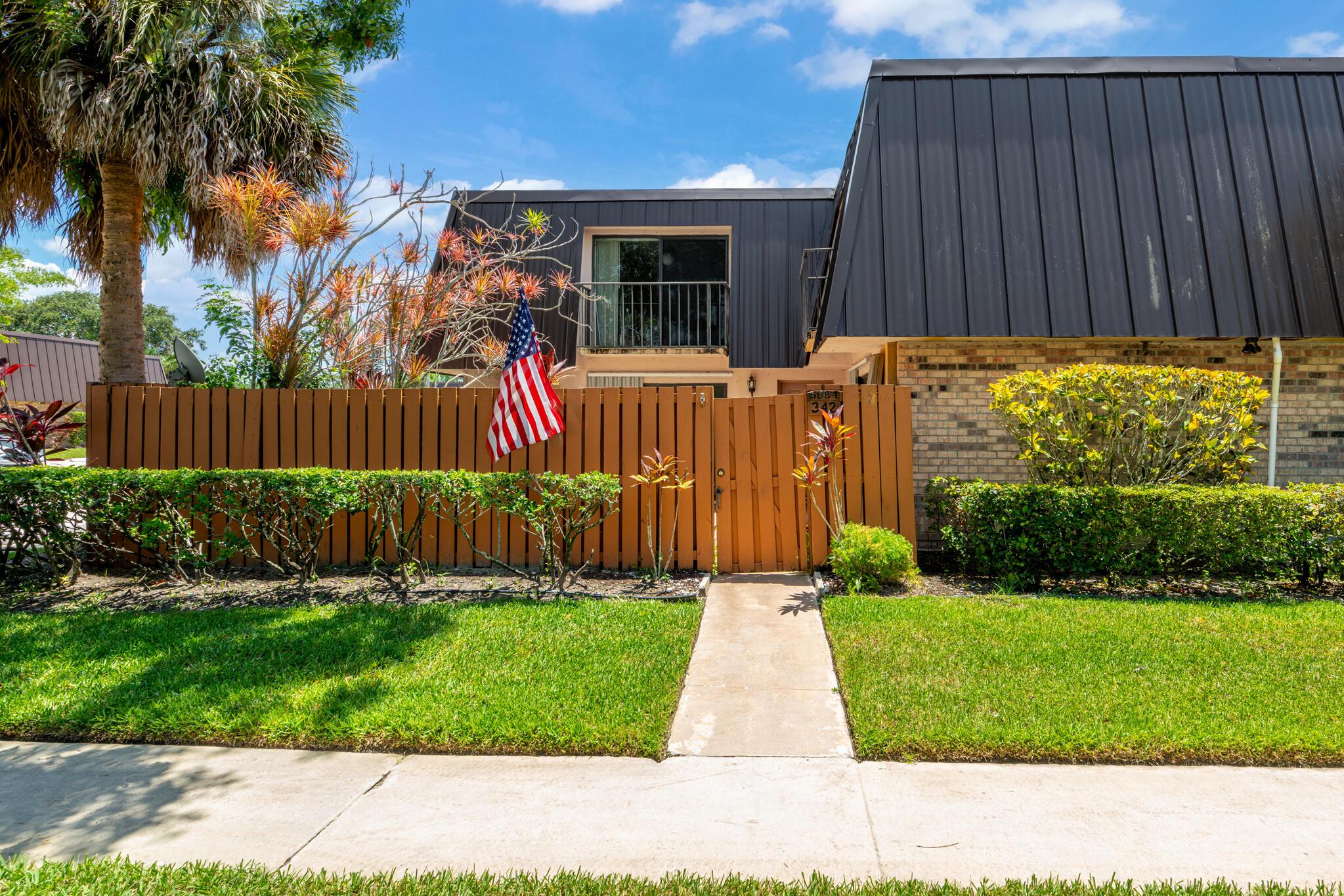 5684 SE Windsong Lane, Stuart, FL 34997, Stuart - Photo 3
