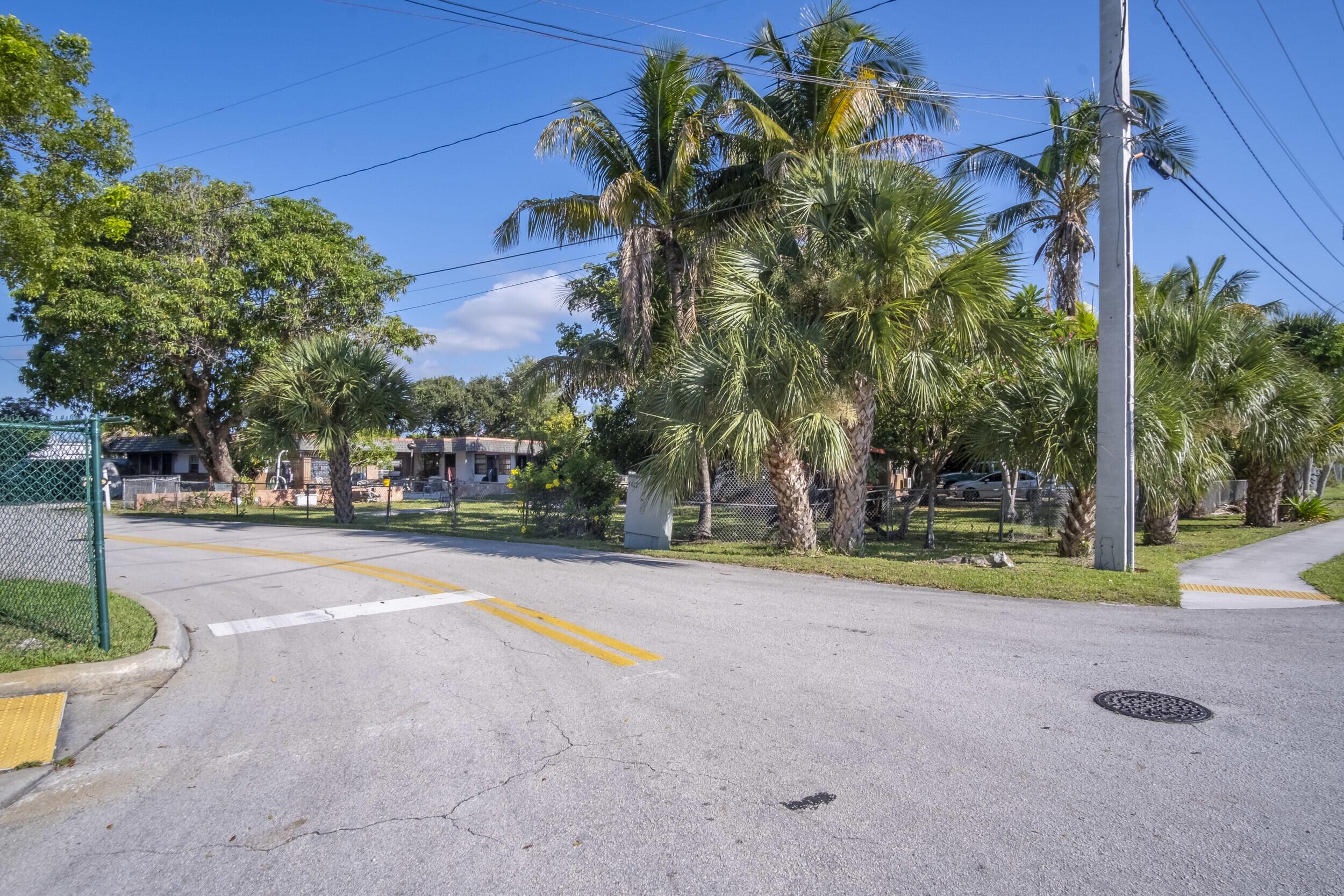 1207 Milfred Street, Delray Beach, FL 33444, Delray Beach - Photo 4