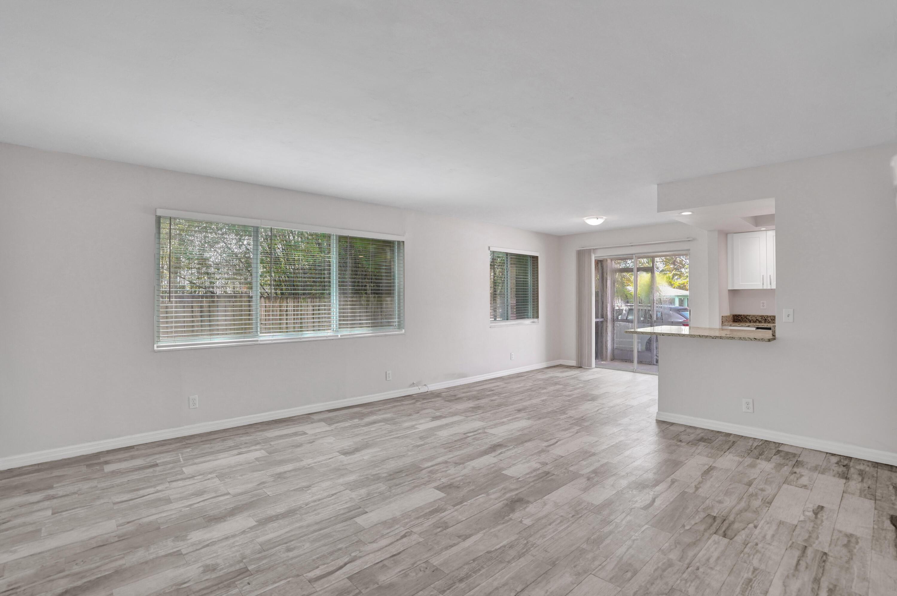 115 SW 1ST Avenue 1, Boynton Beach, FL 33435, Boynton Beach - Photo 2