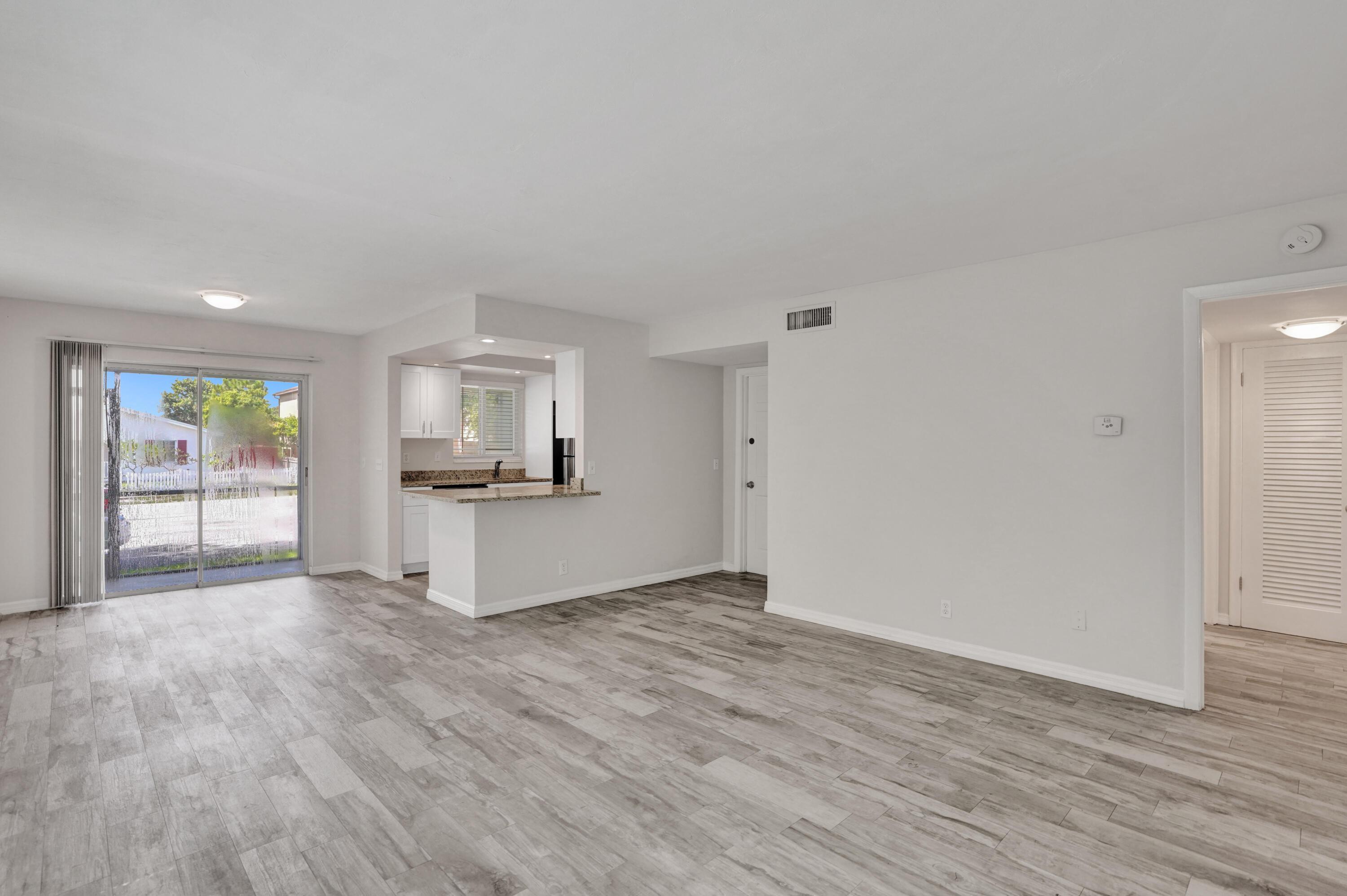115 SW 1ST Avenue 1, Boynton Beach, FL 33435, Boynton Beach - Photo 3