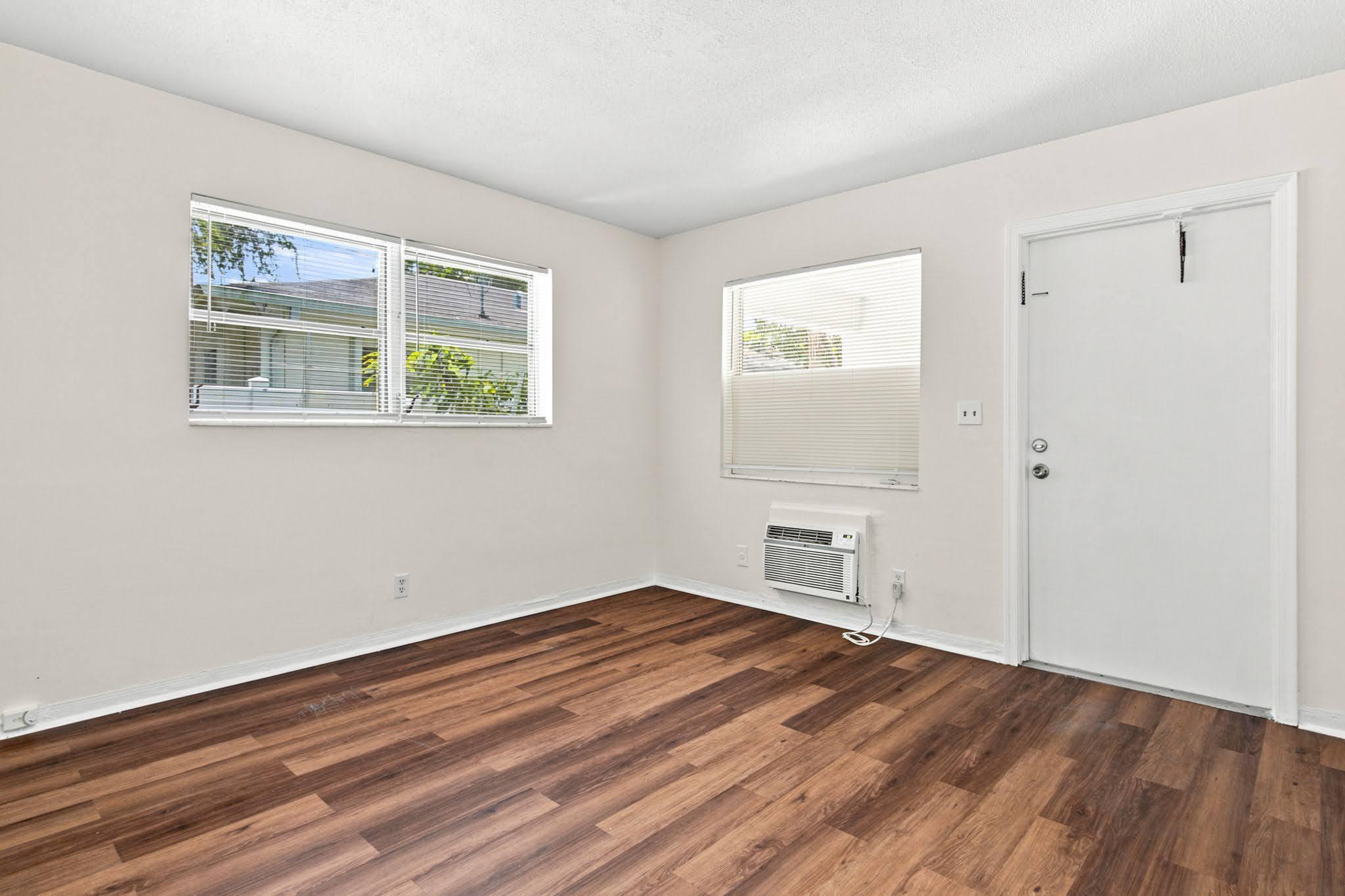 317 N 61ST Terrace 7, Hollywood, FL 33024, Hollywood - Photo 4