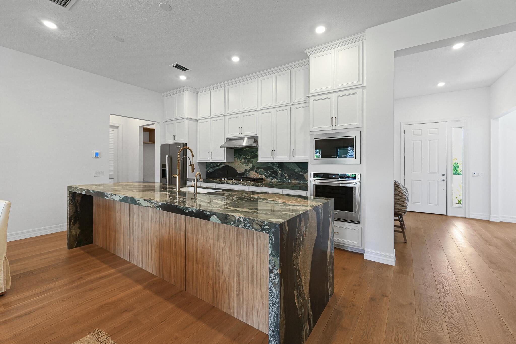 10799 STELLAR Circle, Palm Beach Gardens, FL 33412, Palm Beach Gardens - Photo 4