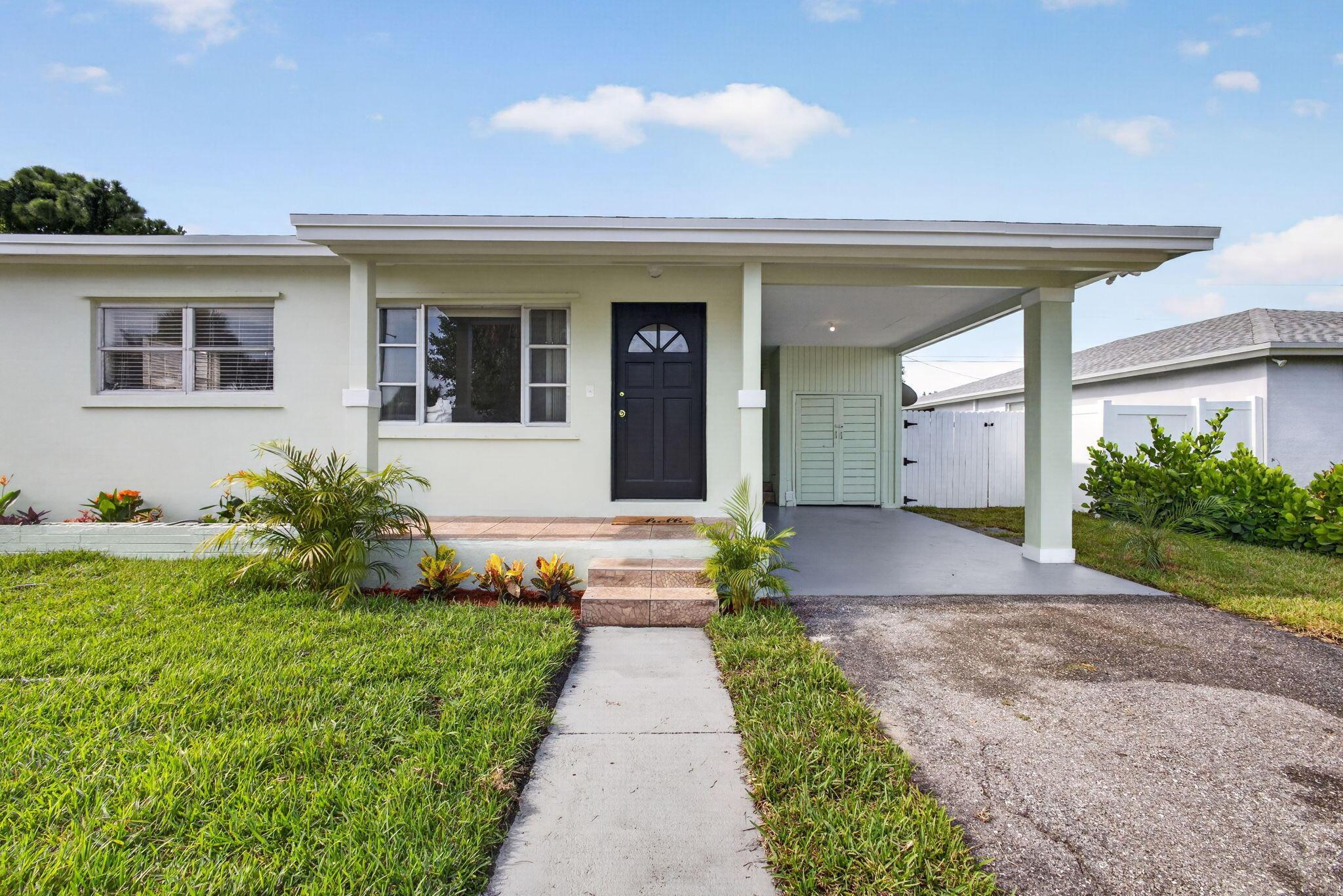 1547 W 10TH Street, Riviera Beach, FL 33404, Riviera Beach - Photo 5