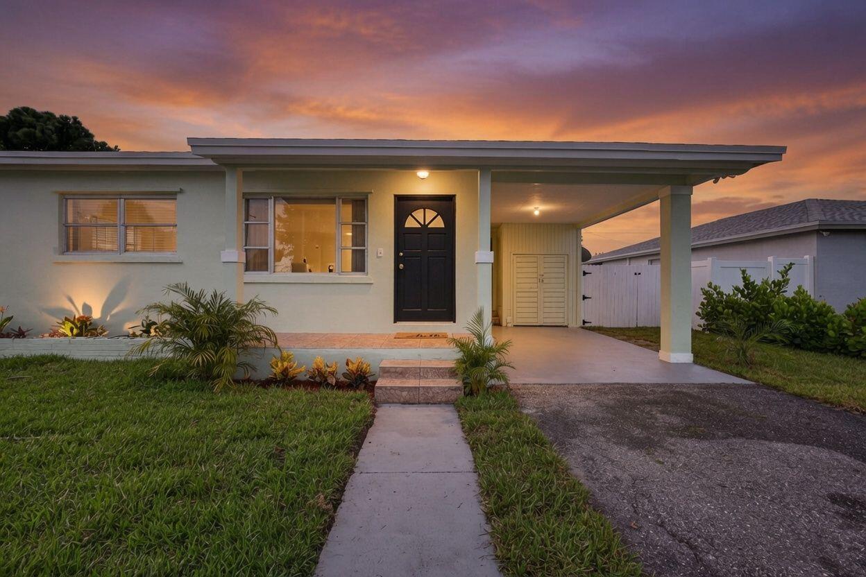 1547 W 10TH Street, Riviera Beach, FL 33404, Riviera Beach