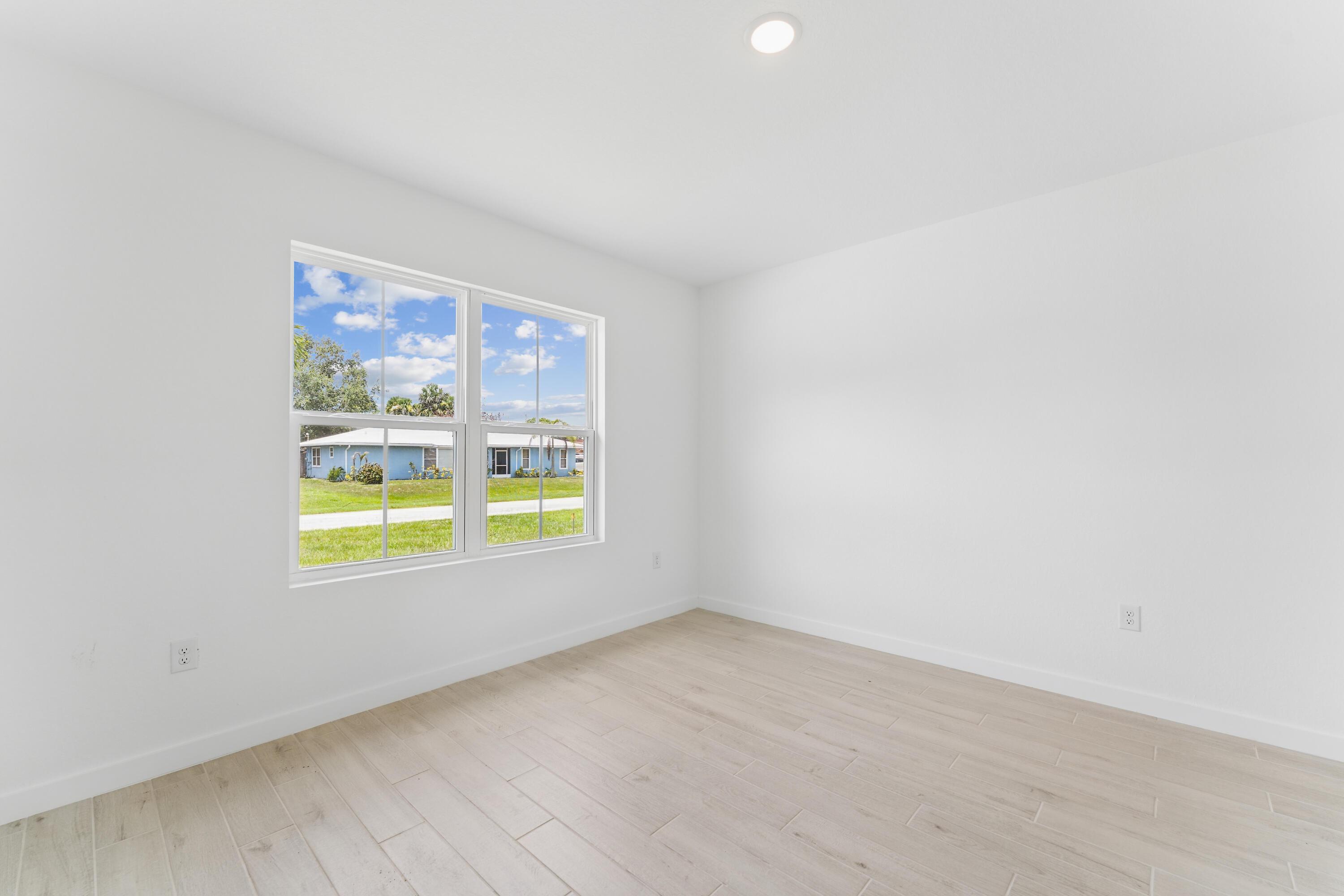 1068 SW MATARO Avenue, Port St. Lucie, FL 34953, Port St. Lucie - Photo 4