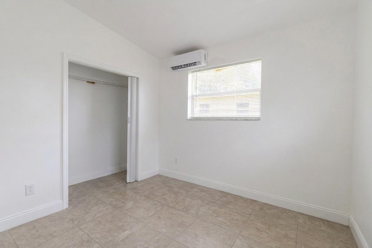 630 NW 15th Terrace 1-2, Fort Lauderdale, FL 33311, Fort Lauderdale