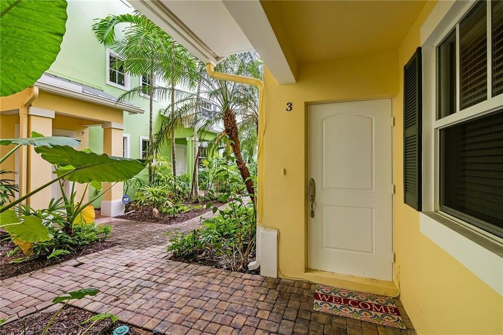 708 SE 15TH Street 3, Fort Lauderdale, FL 33316, Fort Lauderdale - Photo 2