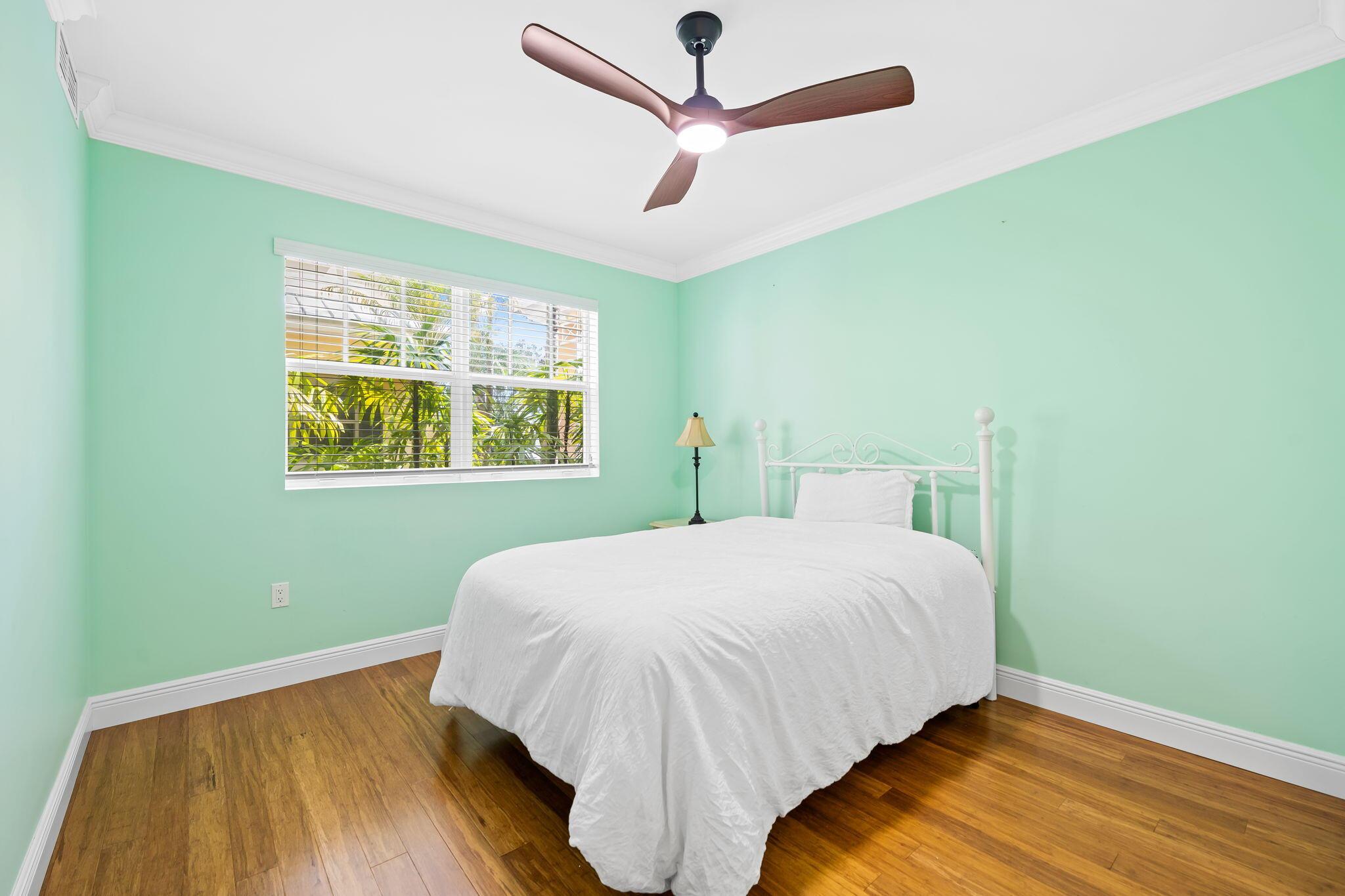630 SE 15th Street 5, Fort Lauderdale, FL 33316, Fort Lauderdale - Photo 2