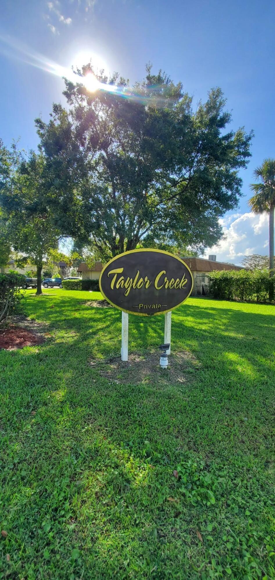 3124 US Highway 441 SE J1, Okeechobee, FL 34974, Okeechobee