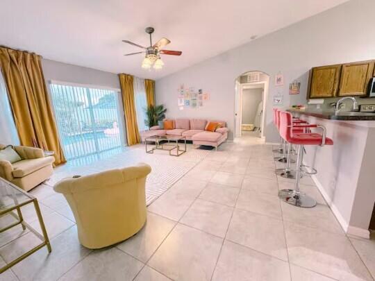 302 NE Greenbrier Avenue, Port St. Lucie, FL 34983, Port St. Lucie - Photo 3
