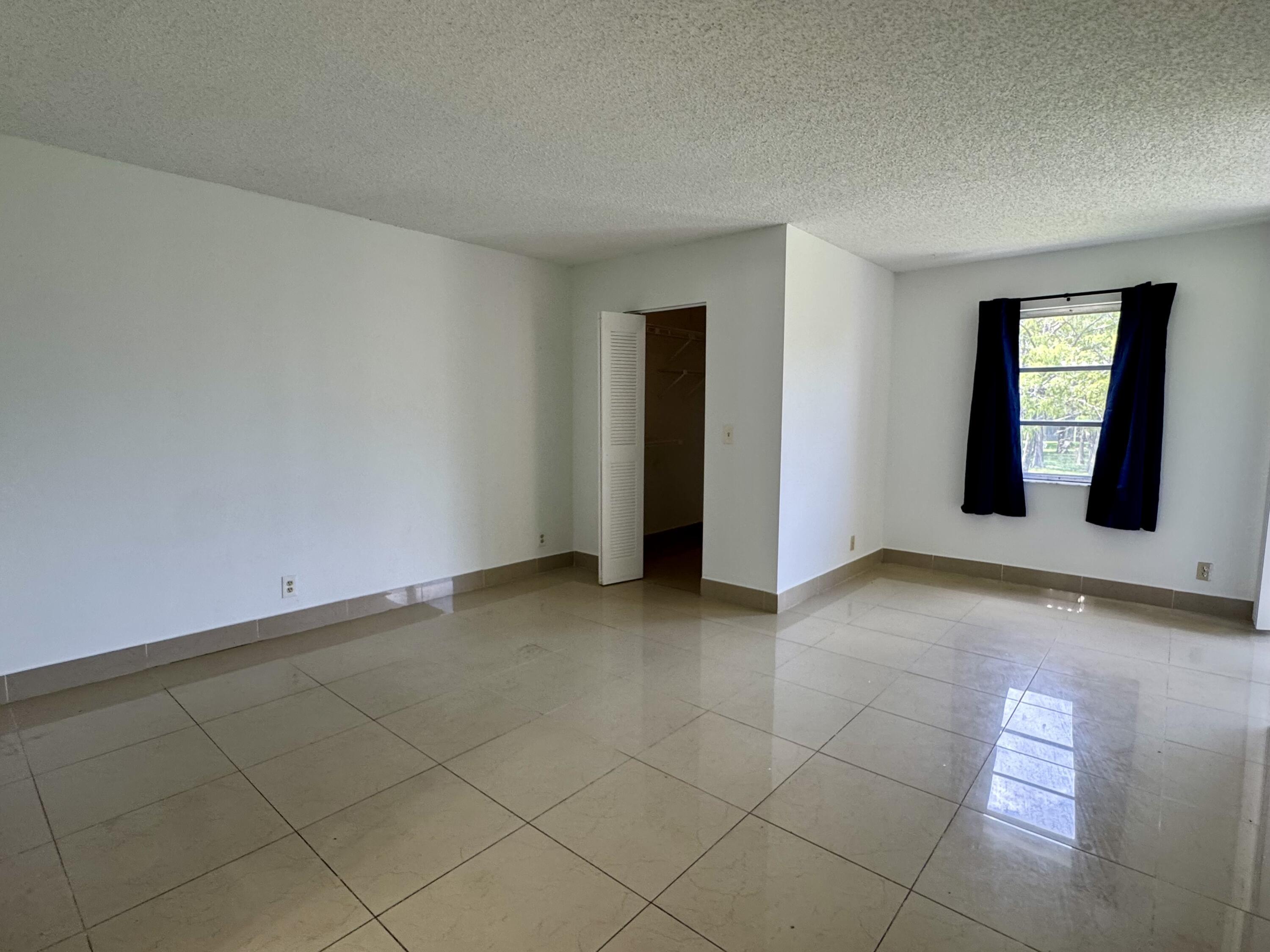 7770 NW 50TH Street 209, Lauderhill, FL 33351, Lauderhill - Photo 5