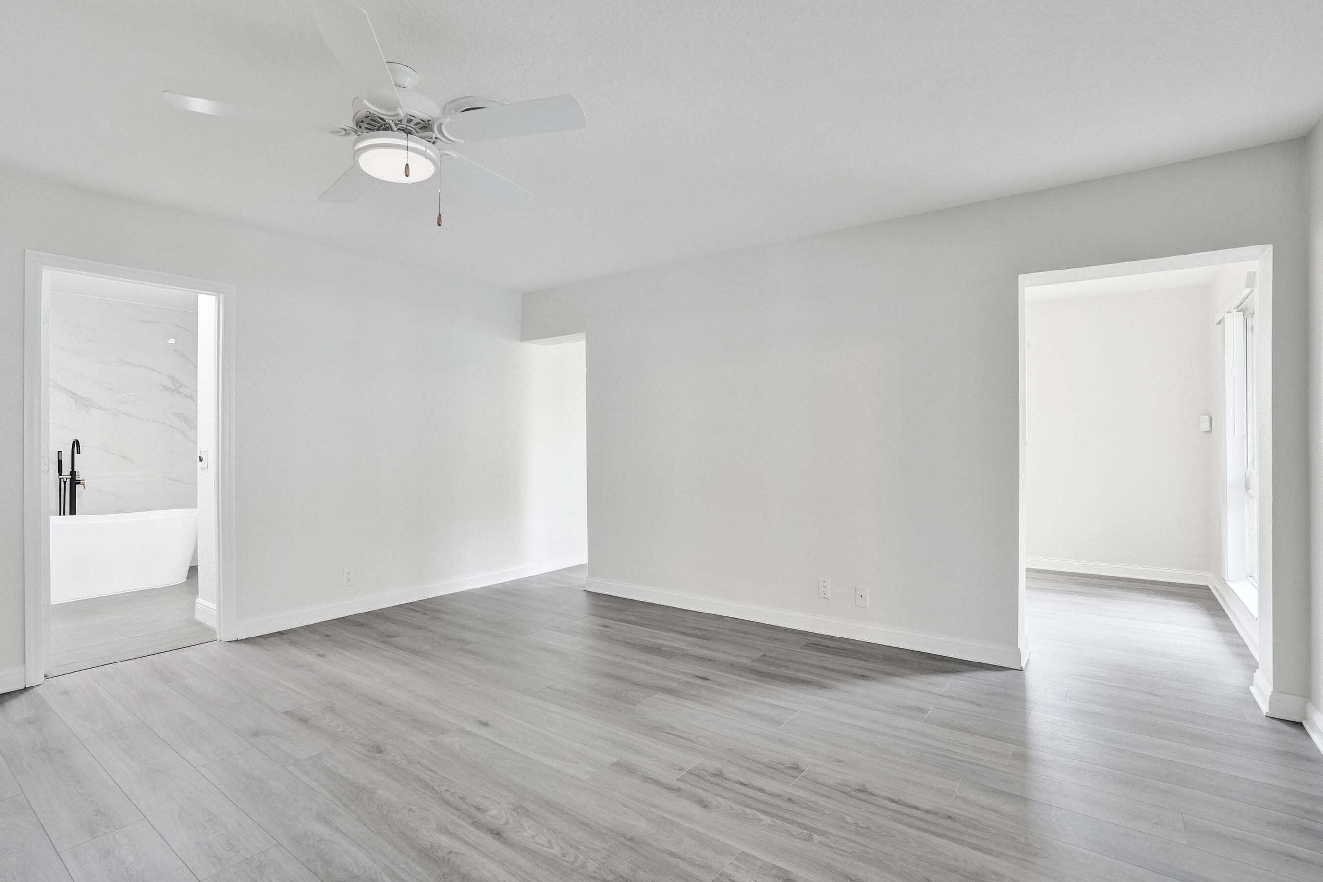 4755 NE 23rd Avenue, Fort Lauderdale, FL 33308, Fort Lauderdale - Photo 5